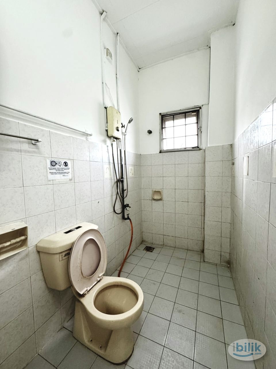 💰 ZERO Deposit 🏡 Cozy Medium Room + Linked Bath🛁 | Bandar Utama 🌆 Near MRT 🚇 & Centerpoint 🛋️🍽️☕ - Image 2
