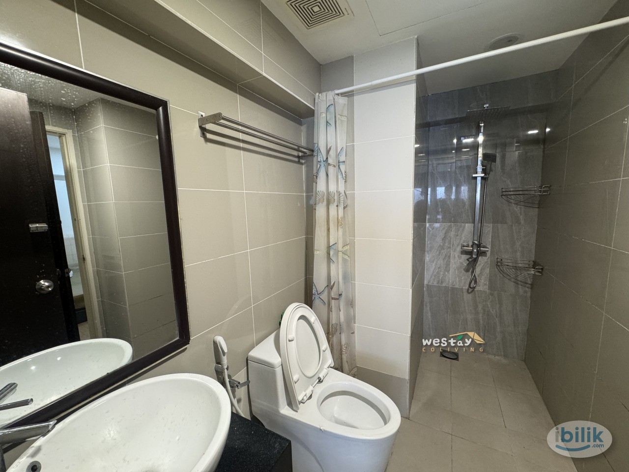 【ONLY FEMALE】Middle room for rent at CITIZEN - Image 4