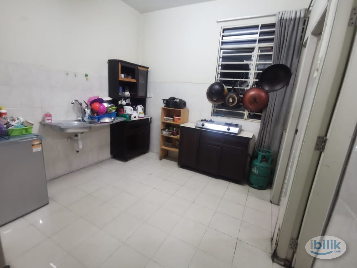 Master Room at Prima U1, Shah Alam - Image 4