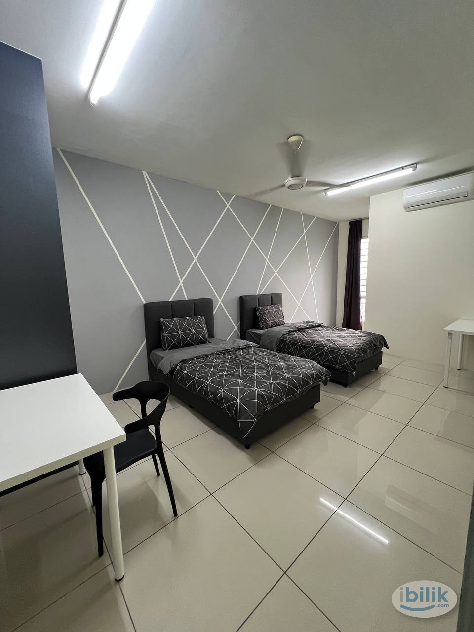 Master Room at Platinum Lake PV20, Setapak - Image 1
