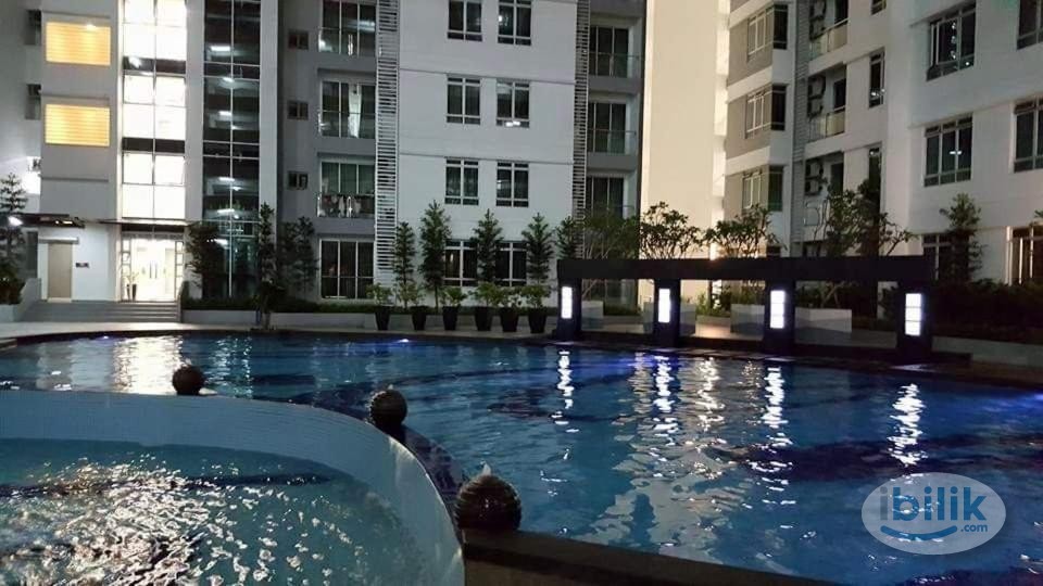 Middle Room Austin Suites (Permata Austin) - Image 4