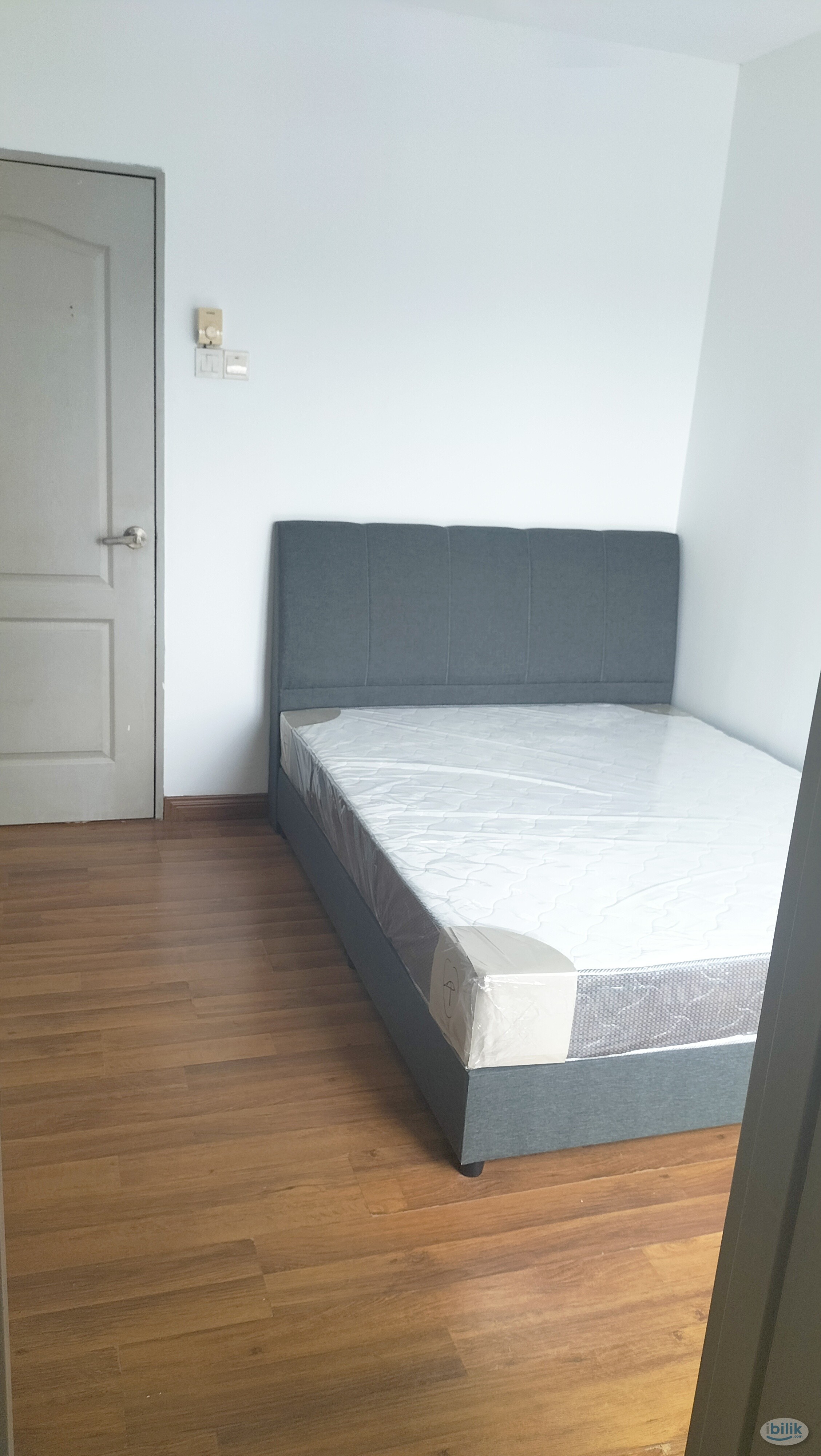 Gorgeous Aircond Master Room, SERI PUTERI CONDO, 1Min CHERAS LRT - Image 2