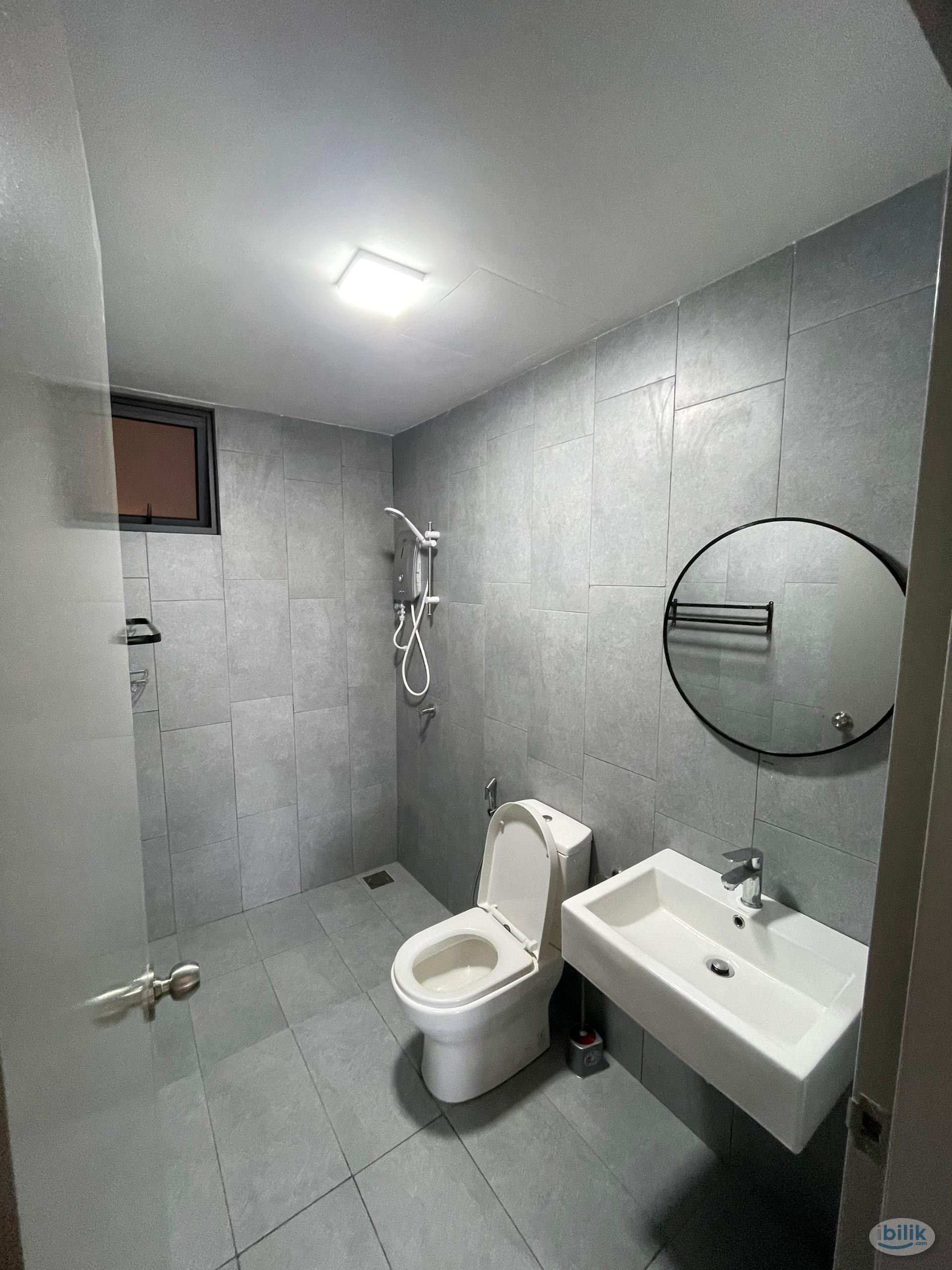 Master room M Vertica Maluri - Image 3