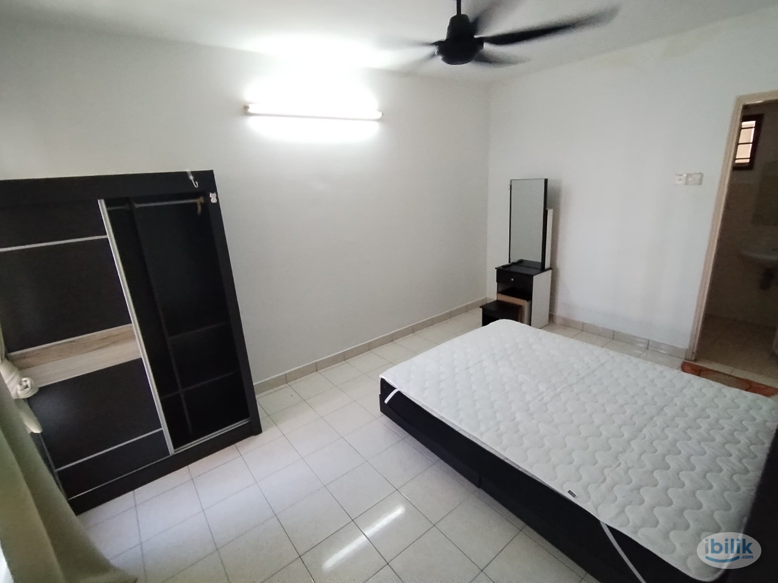 Master Room at Palm Spring, Kota Damansara ,Near MRT !!! - Image 2