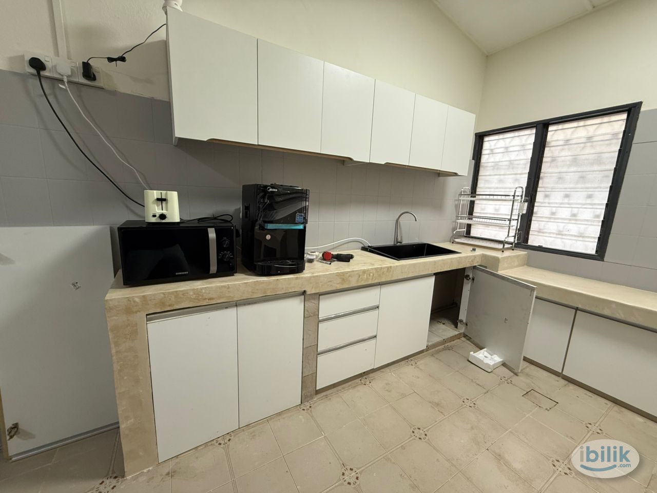 Single Room at Kuchai Lama, Kuala Lumpur. LANDED PROPERTY. - Image 3