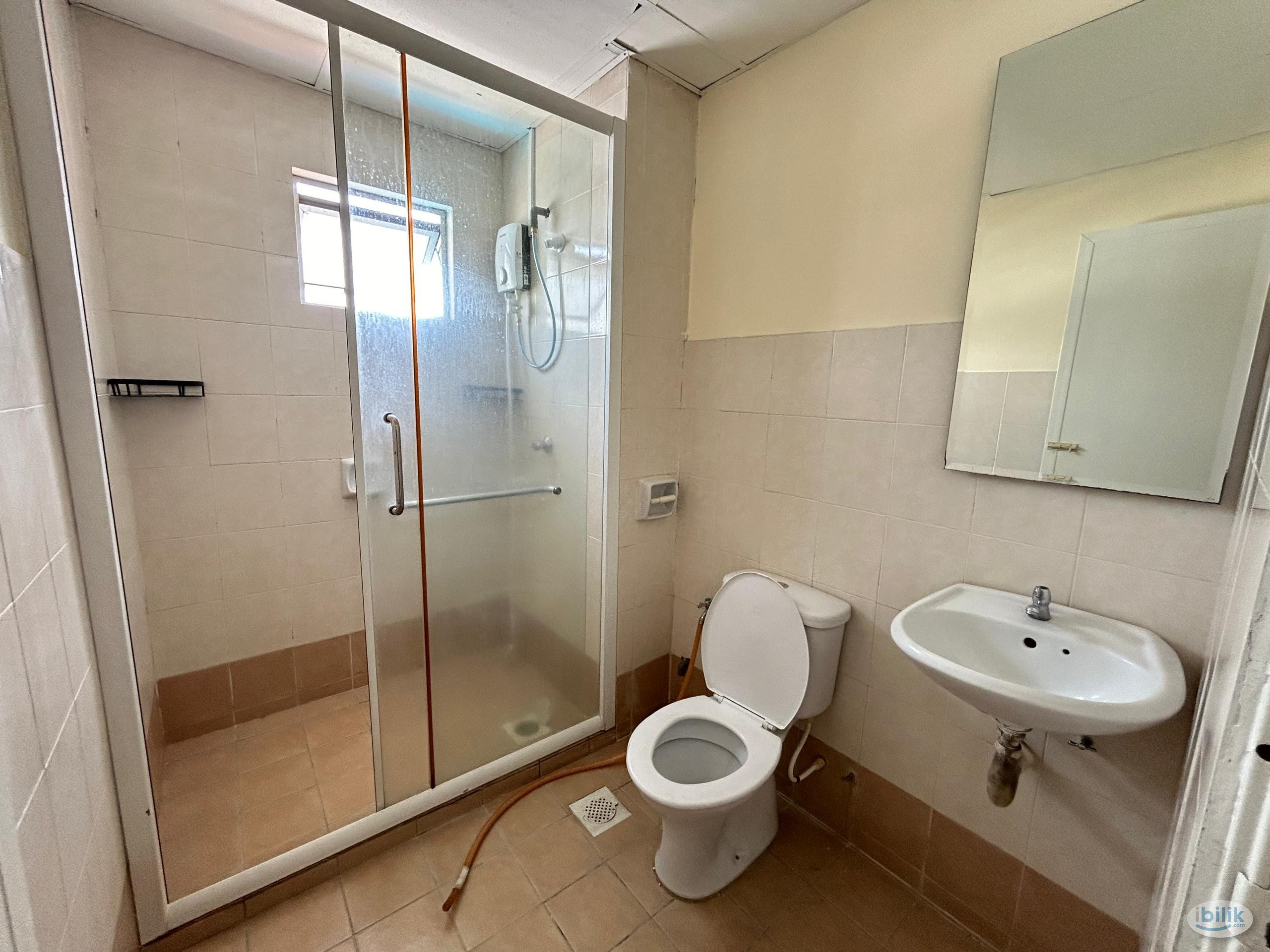 🌸 Casa Subang, USJ 1 – Female Only Rooms for Rent - Image 3