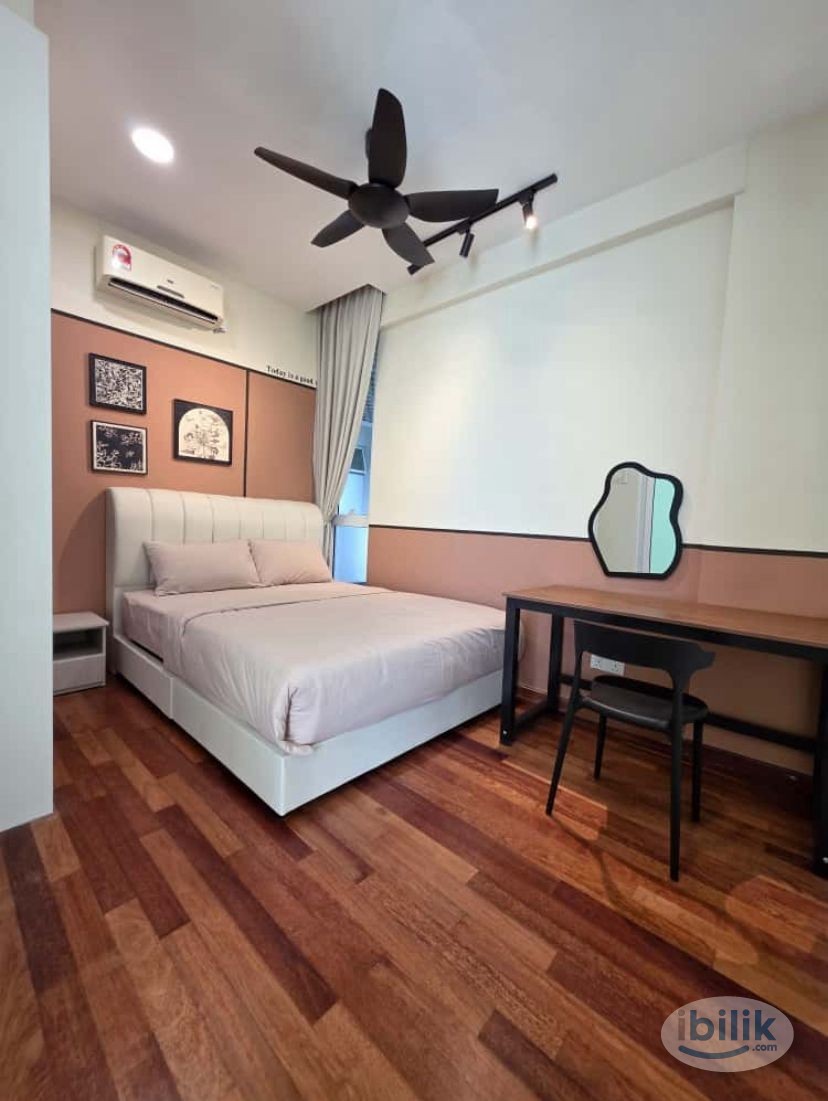 Middle Room at Medini Signature, Medini - Image 1