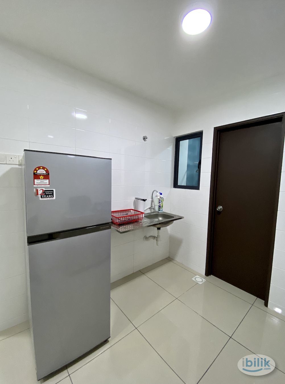 Single Room With Aircon,Landmark Residence - Image 5