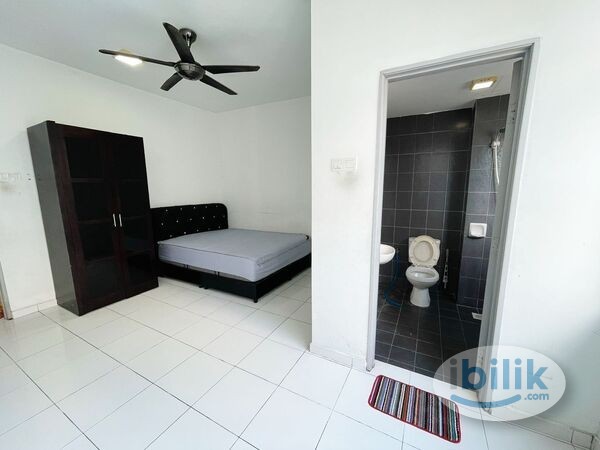 Master Room at Scott Towers, Johor Bahru - Image 2