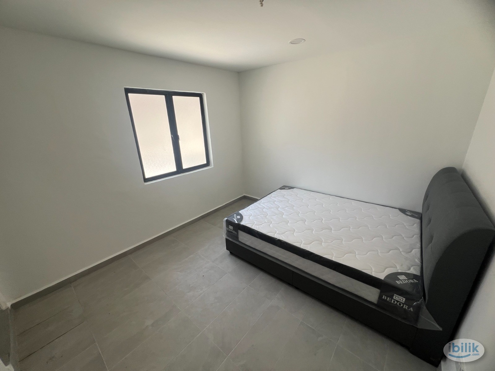 Master Room at Old Klang Road, Kuala Lumpur - Image 1