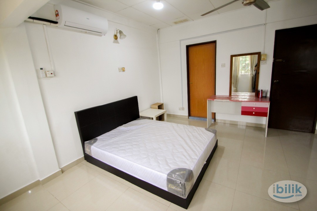 Middle Room at PJS 7, Bandar Sunway` - Image 2