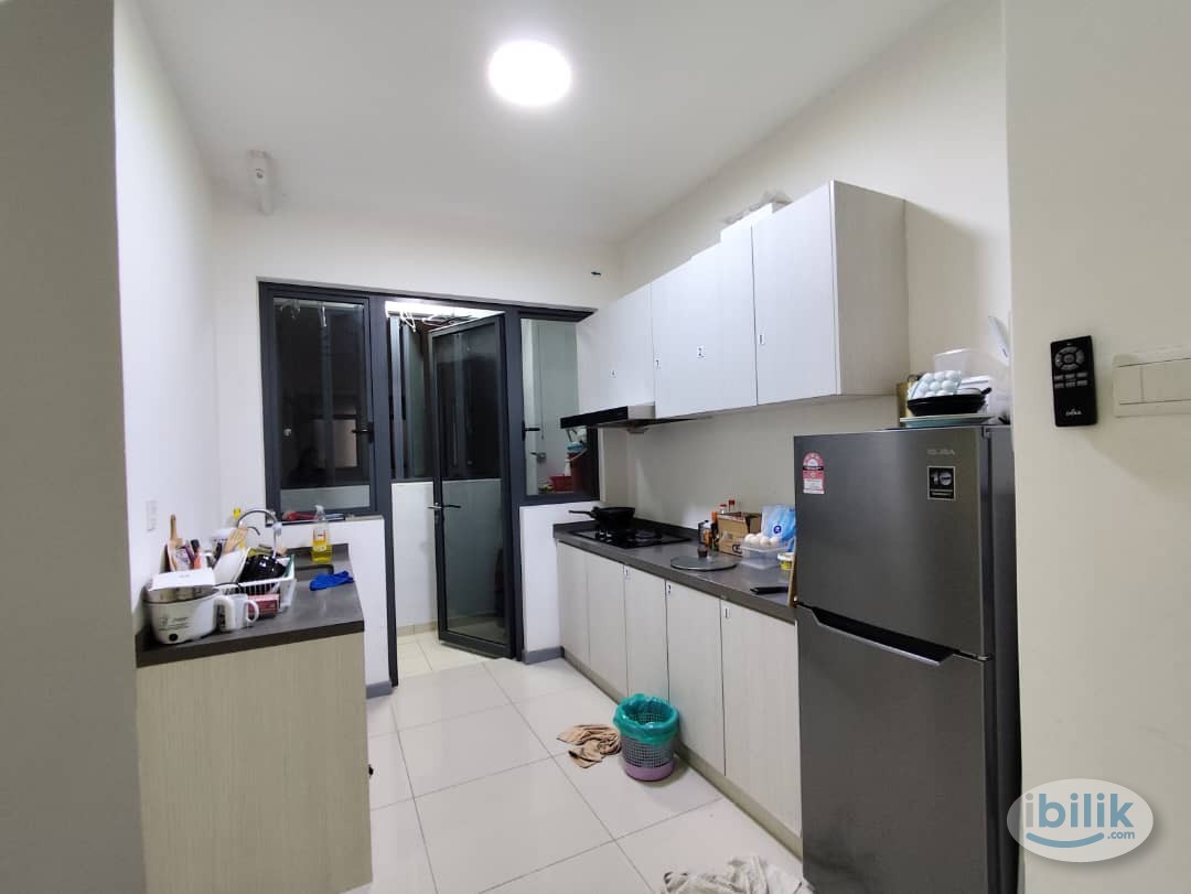 Middle Room at United Point Residence, Kepong - Image 4