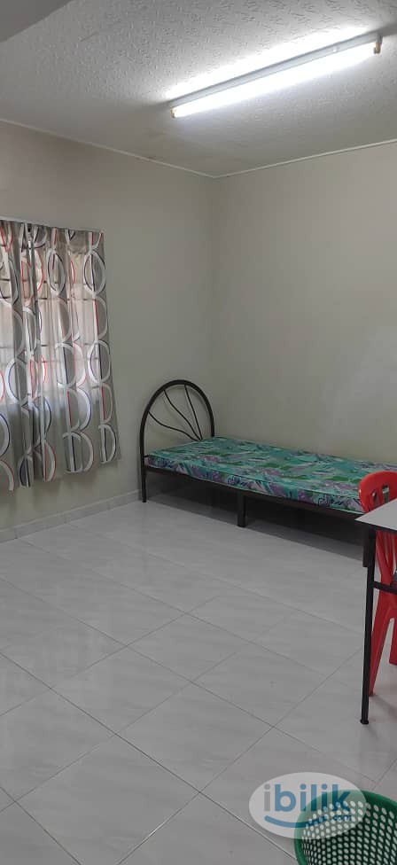 Single Room at Taman Paya Emas, Cheng, Melaka Tengah - Image 1
