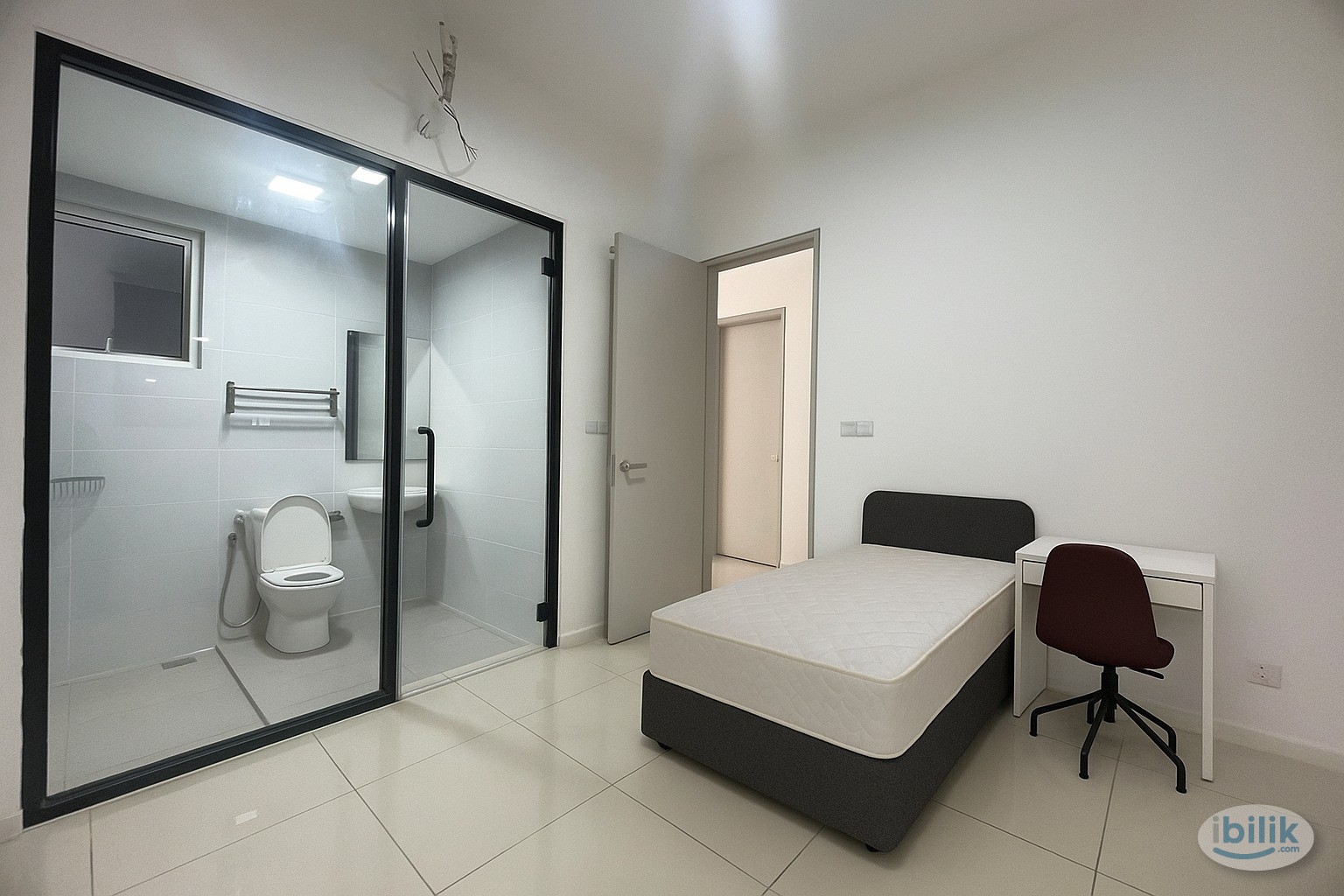 Middle Room at Nadayu 801 @ Subang Murni, Shah Alam - Image 4