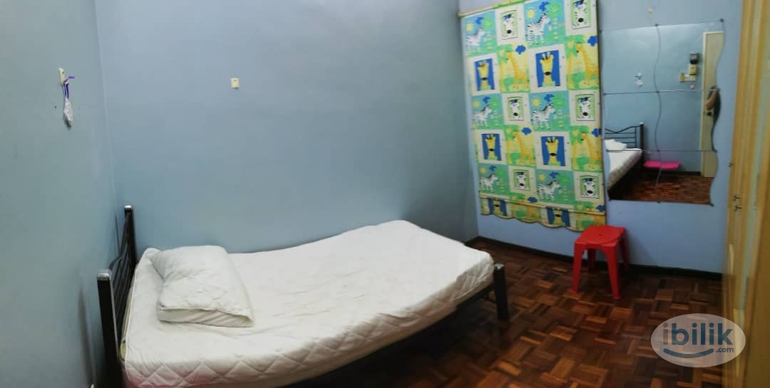 Middle Room @ usj6 low density next to TAIPAN LRT - Image 1