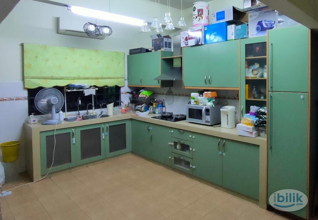 Middle Room @ usj6 low density next to TAIPAN LRT - Image 3