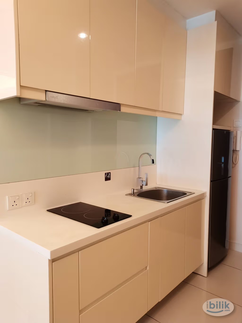 Fully furnished Studio unit Pacific Place Ara Damansara, Petaling Jaya - Image 2