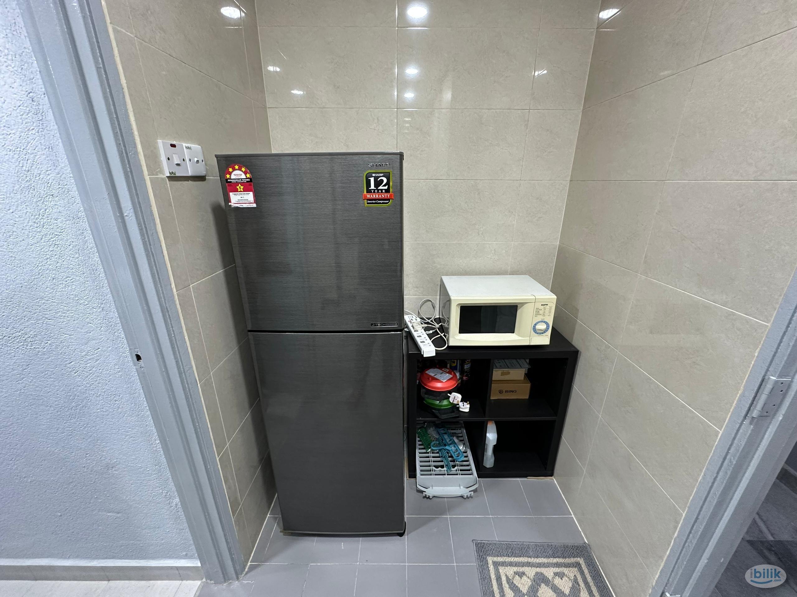 Single Room at Palm Ville, Bandar Kinrara - Image 4