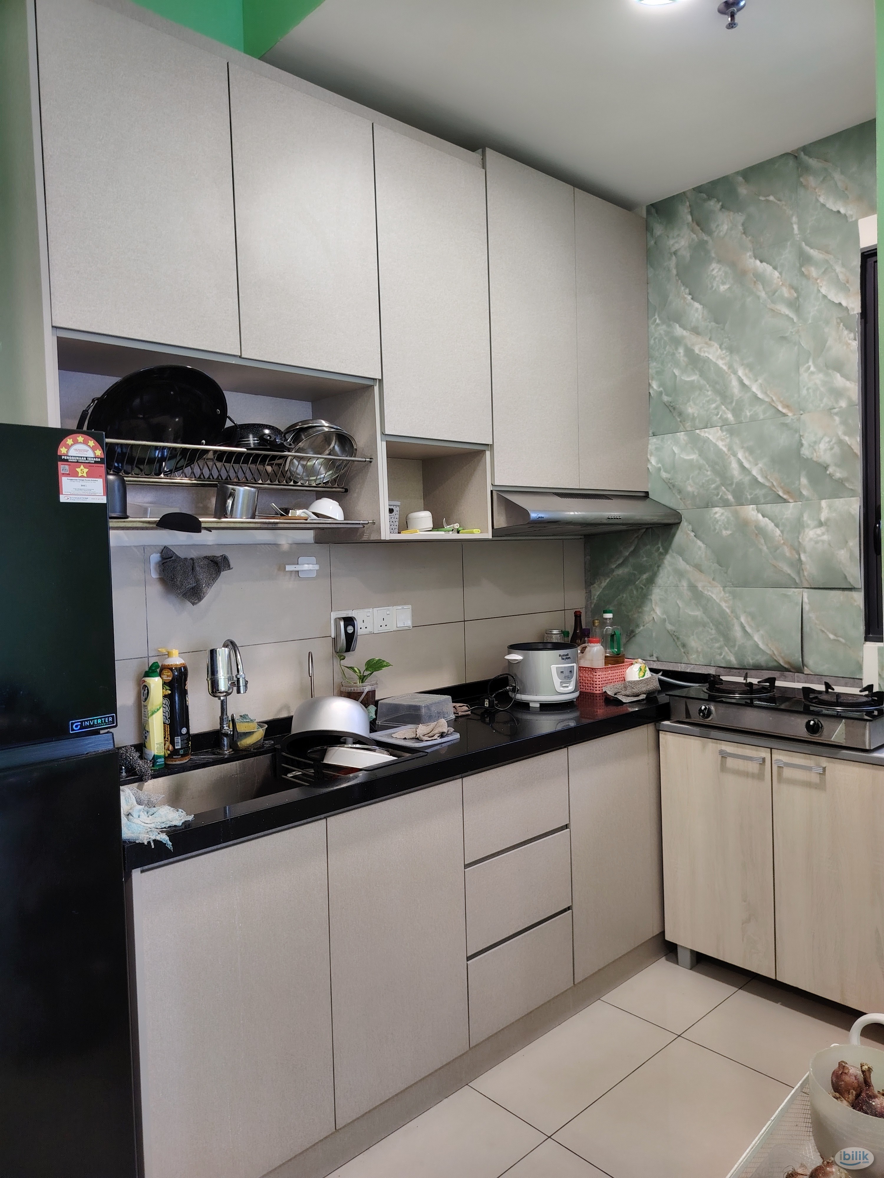 Furnished Room - Image 1
