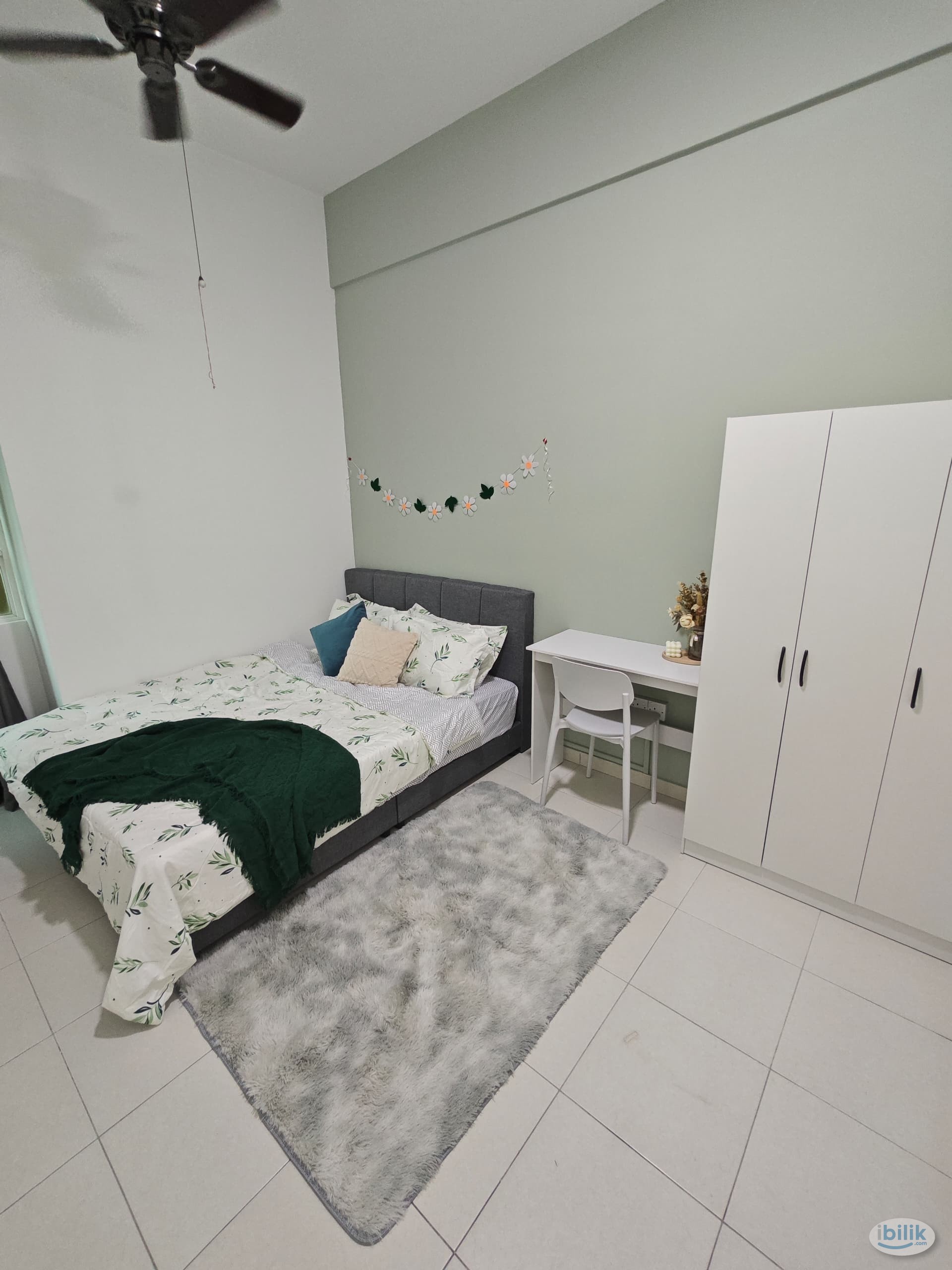 [Female unit] Middle Room at Sungai Ara, Penang - Image 1