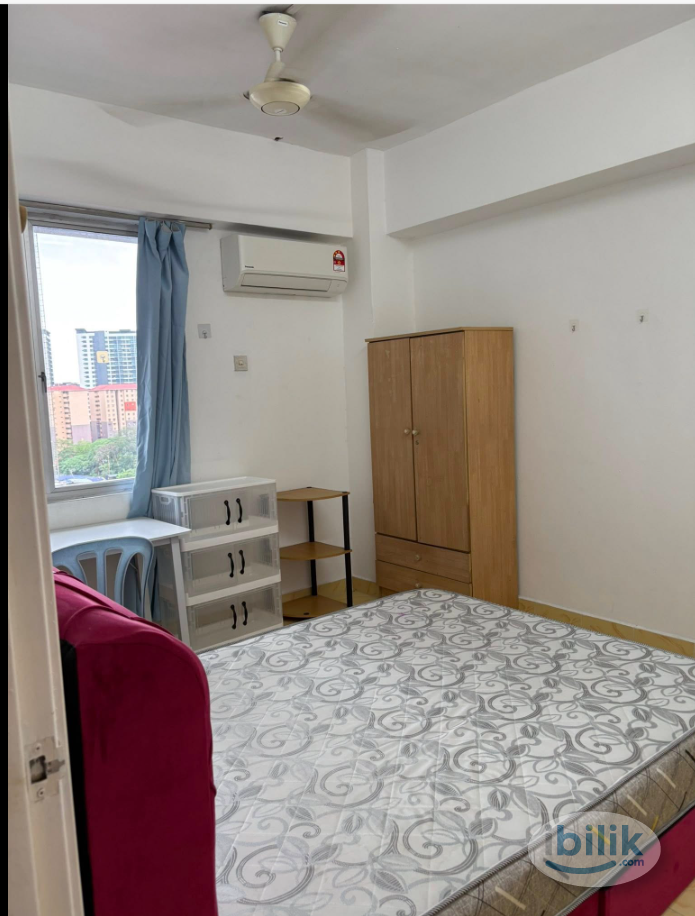 Middle Room at Kelana D'Putera, Kelana Jaya - Image 2