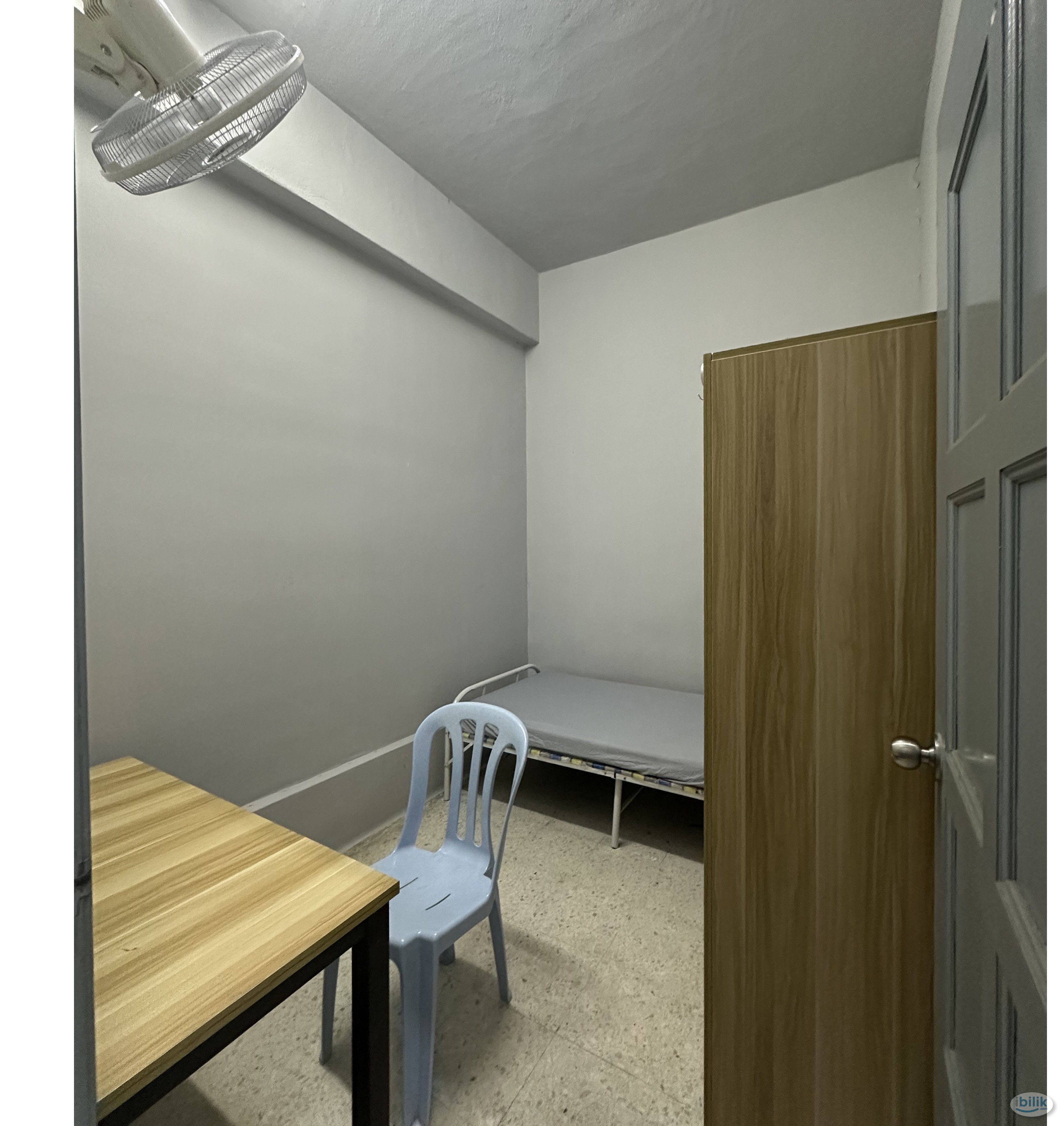 ‼️🤩 MALE UNIT NEAR MRT TAMAN CONNAUGHT 🚊‼️ MOVE IN IMMEDIATELY WITH ZERO DEPOSIT 😱 - Image 1