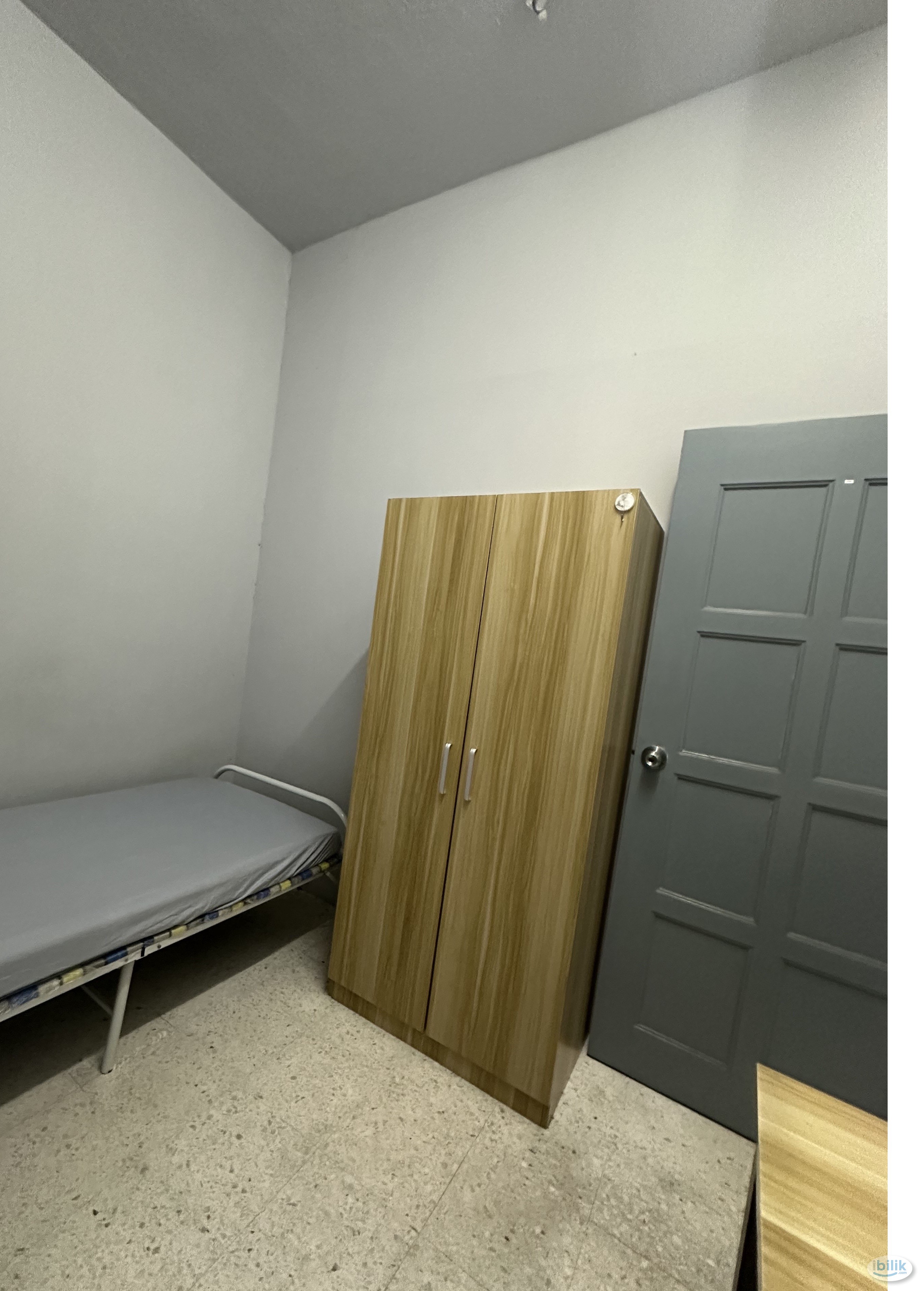 ‼️🤩 MALE UNIT NEAR MRT TAMAN CONNAUGHT 🚊‼️ MOVE IN IMMEDIATELY WITH ZERO DEPOSIT 😱 - Image 4