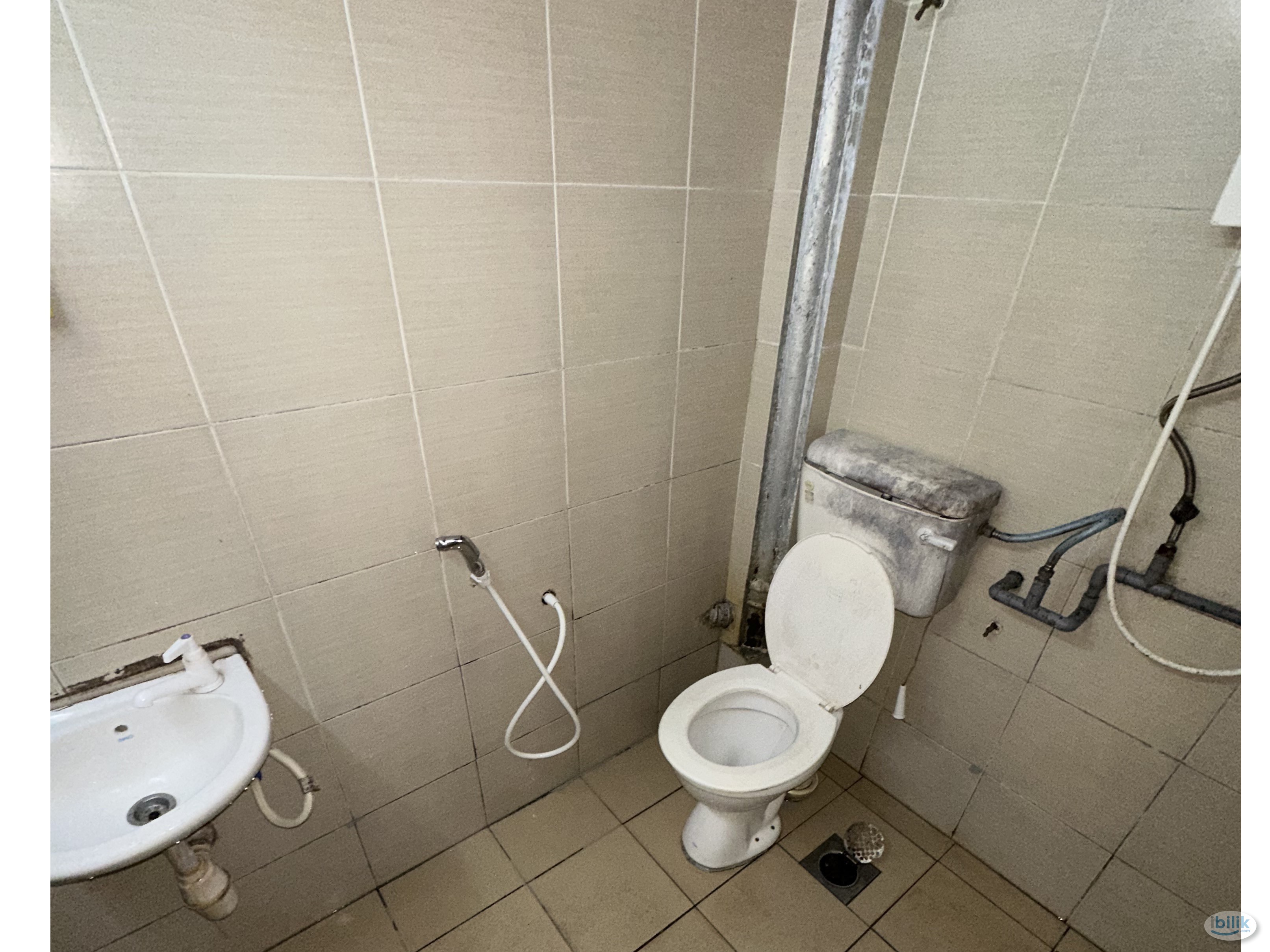 ‼️🤩 MALE UNIT NEAR MRT TAMAN CONNAUGHT 🚊‼️ MOVE IN IMMEDIATELY WITH ZERO DEPOSIT 😱 - Image 3