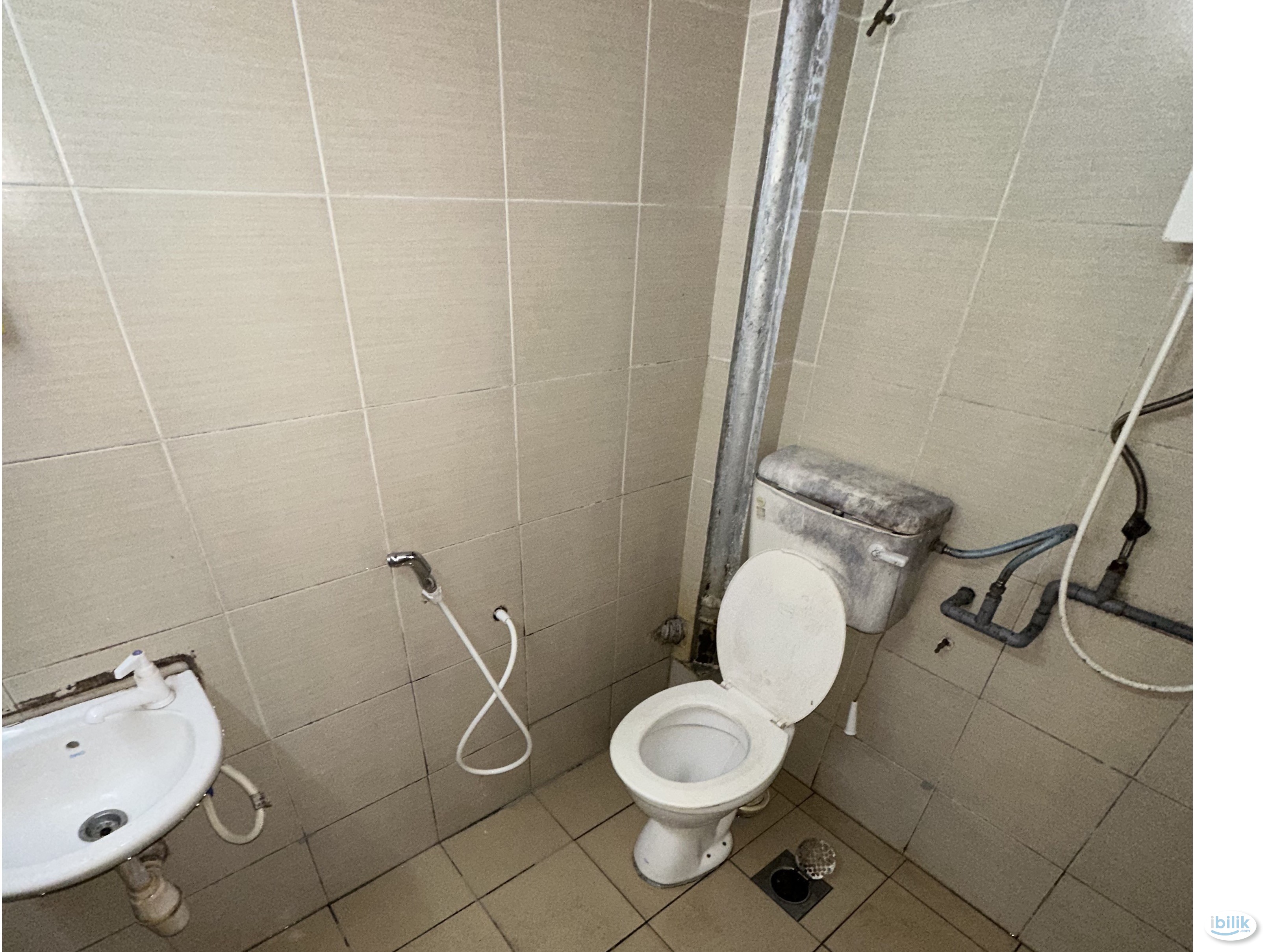 ‼️🤩 FEMALE UNIT NEAR MRT TAMAN MUTIARA 🚊‼️ MOVE IN IMMEDIATELY WITH ZERO DEPOSIT 😱 - Image 3