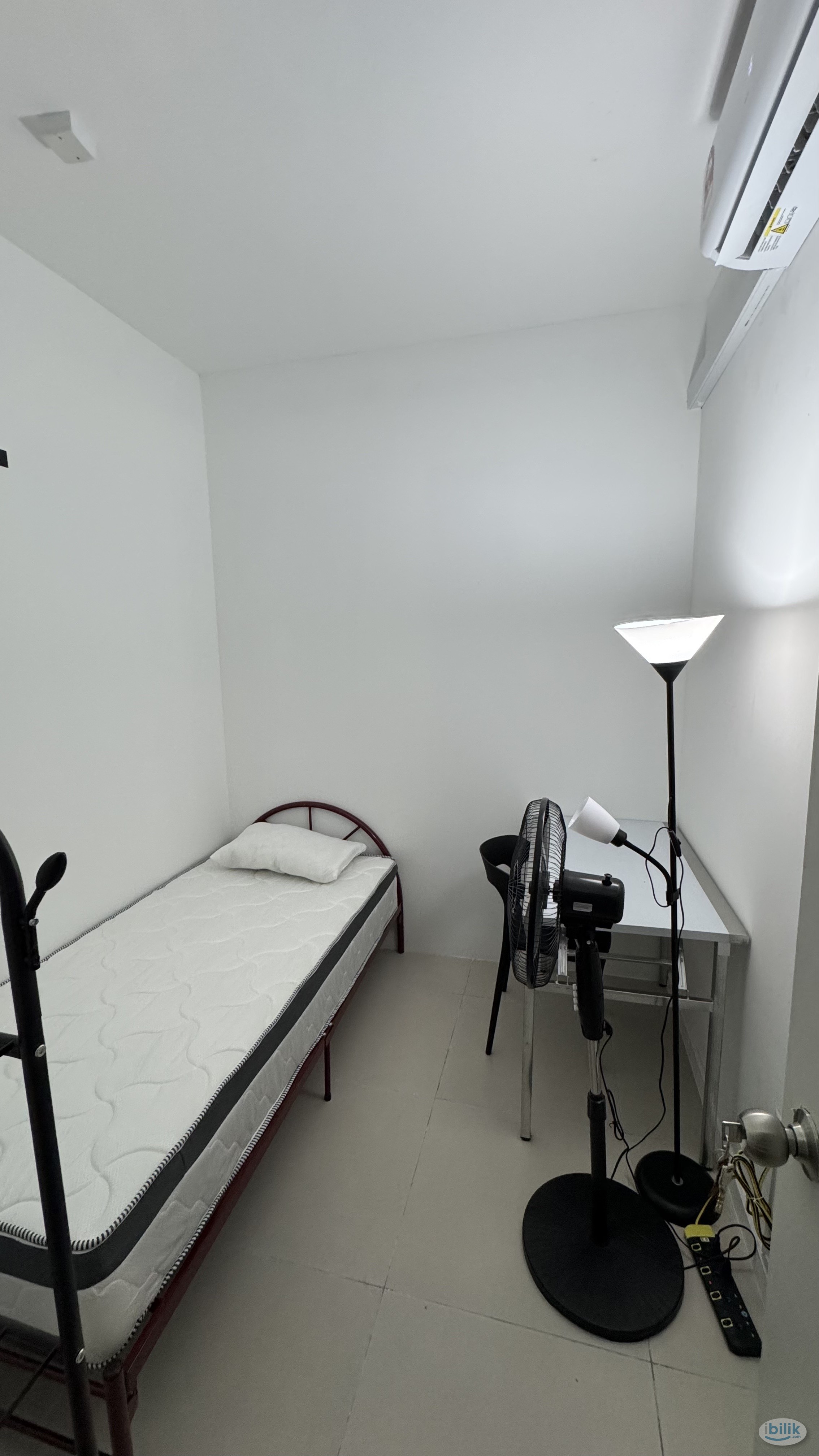 Single Room at Casa Embun Apartment@Cybersouth, Dengkil - Image 1