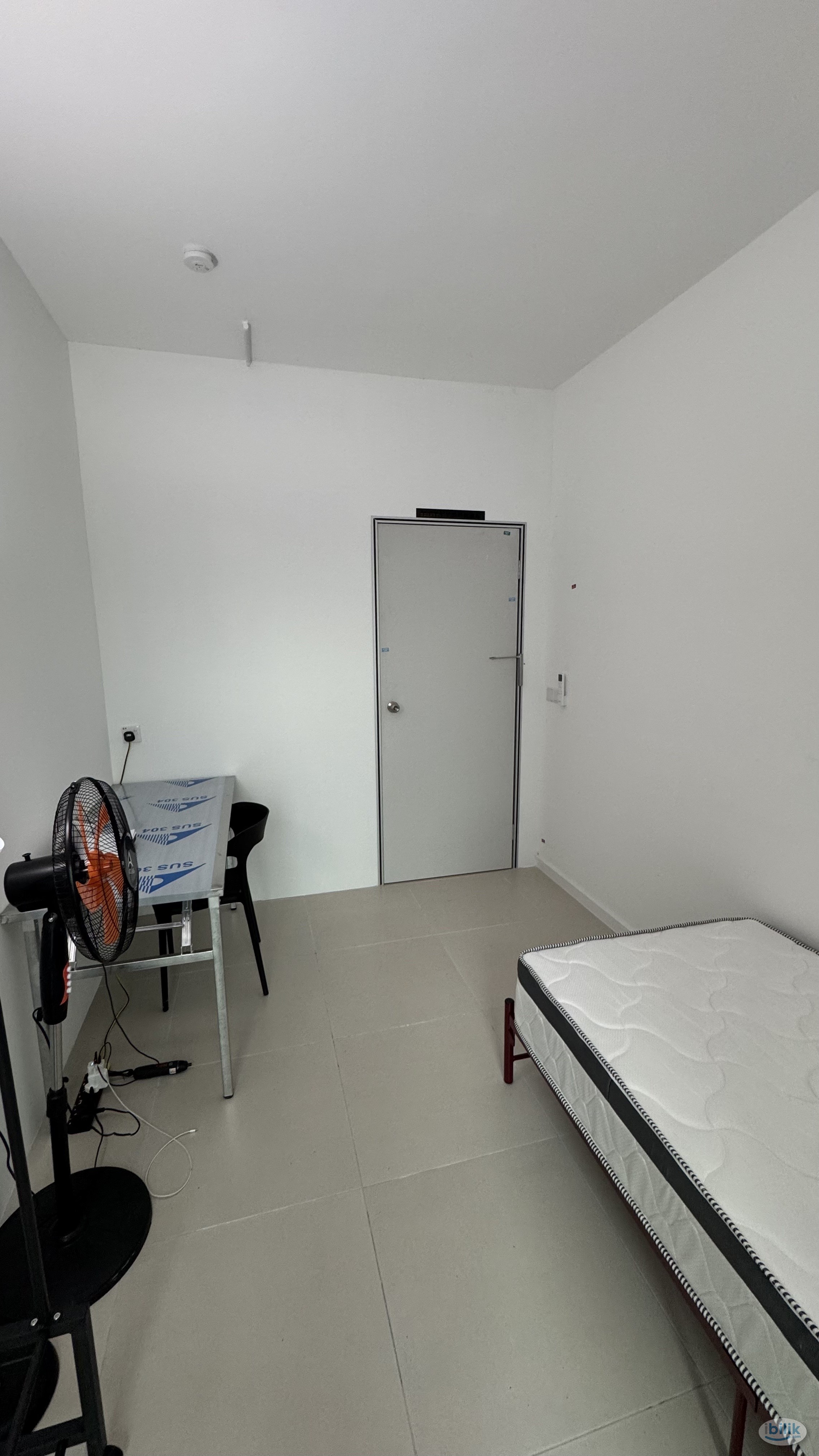 Middle Room (Single bedded) at Casa Embun Apartment@Cybersouth, Dengkil - Image 2