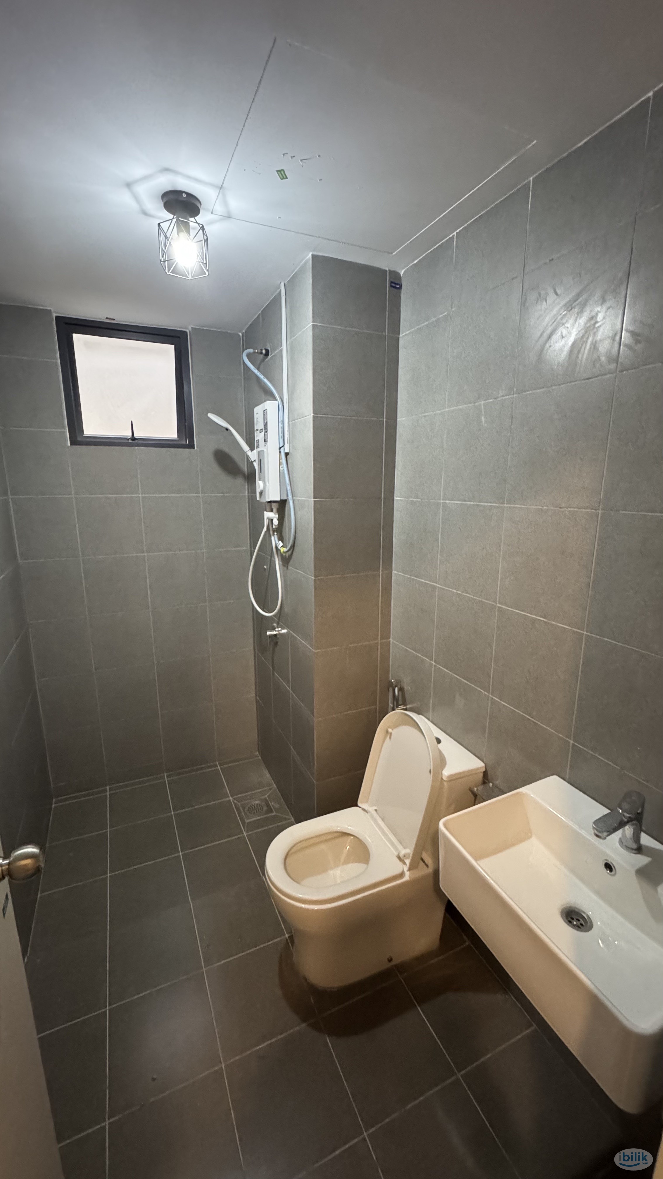 Single Room at Casa Embun Apartment@Cybersouth, Dengkil - Image 3