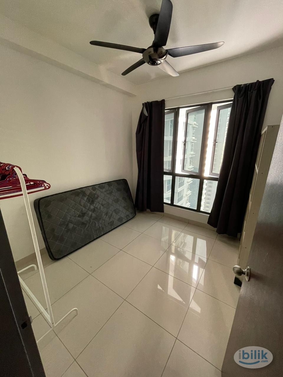 Middle Room at KL Traders Square, Setapak - Image 3