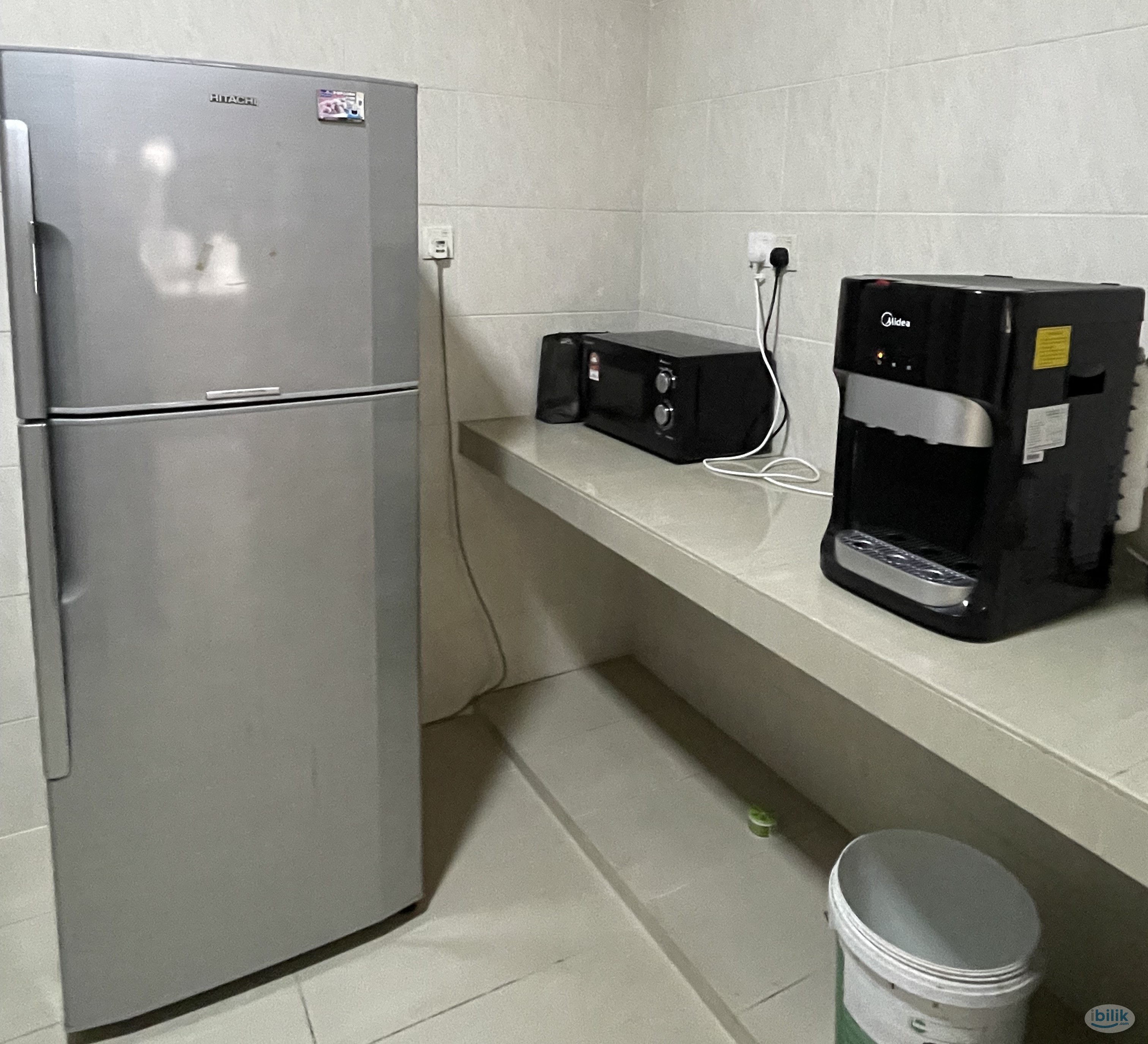 Move in Immediate, 5mins walk to Sunway Lagoon BRT, Aircon+Wifi+Furnished room - Image 4