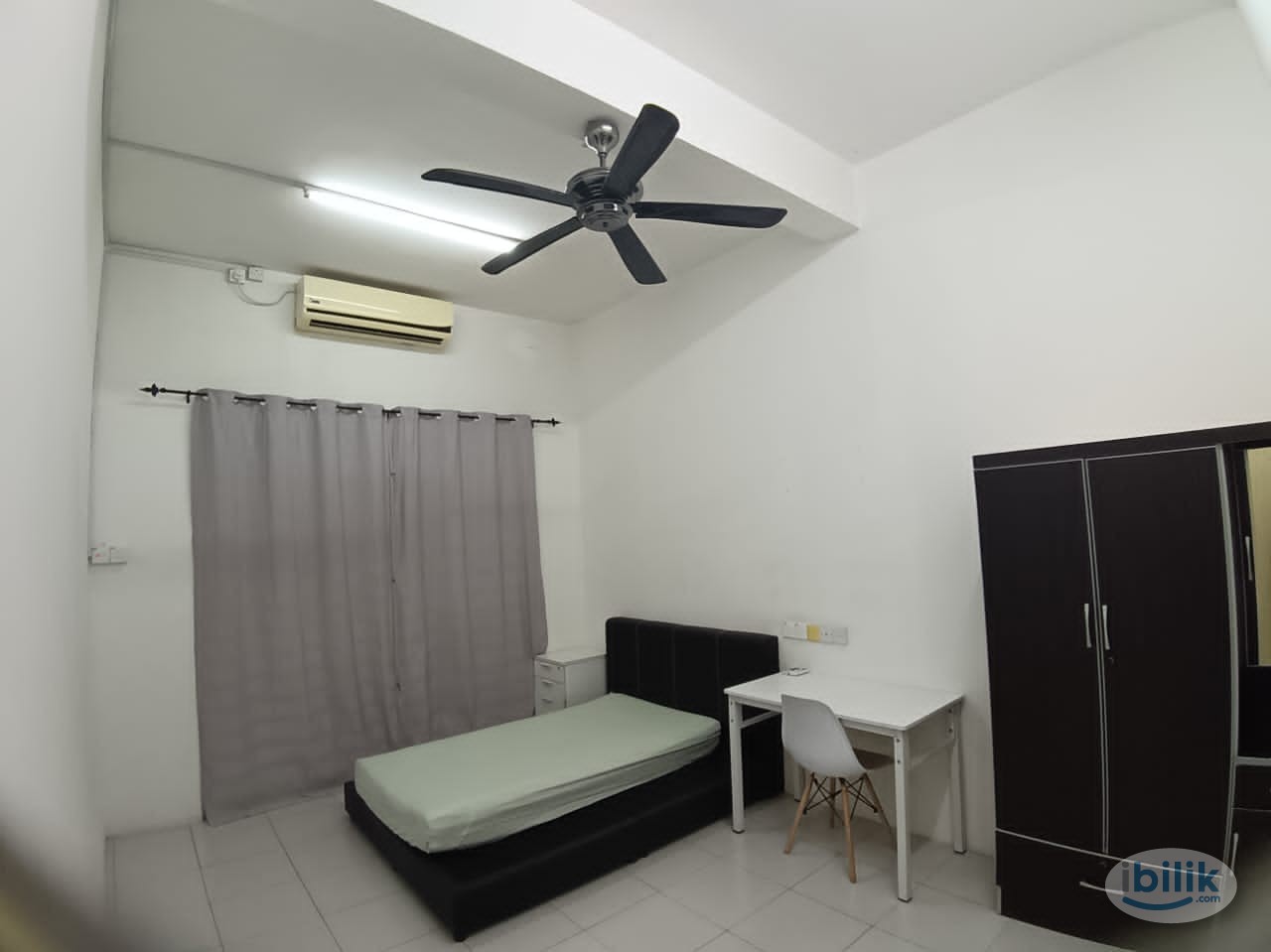 Utilities Fees included Air-Cond Middle Room near Ipoh Town - Image 1