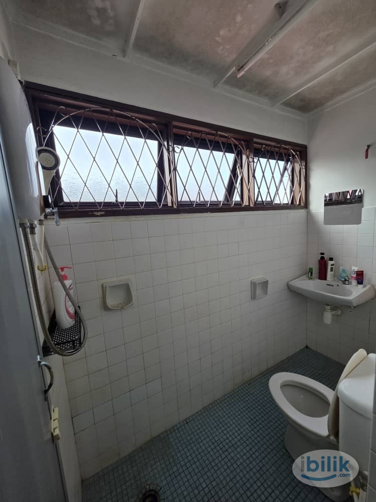 💕Zero Deposit😮Free 1 Month Rental🤗Comfortable Master Room AT SS24 TAMAN SEA🤗 🔥MOVE IN IMMEDIATELY🔥Fully Furnished🌈 - Image 4