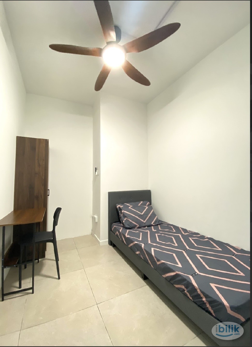 Single Room at Batu Kawan Anggun Resident - Image 1