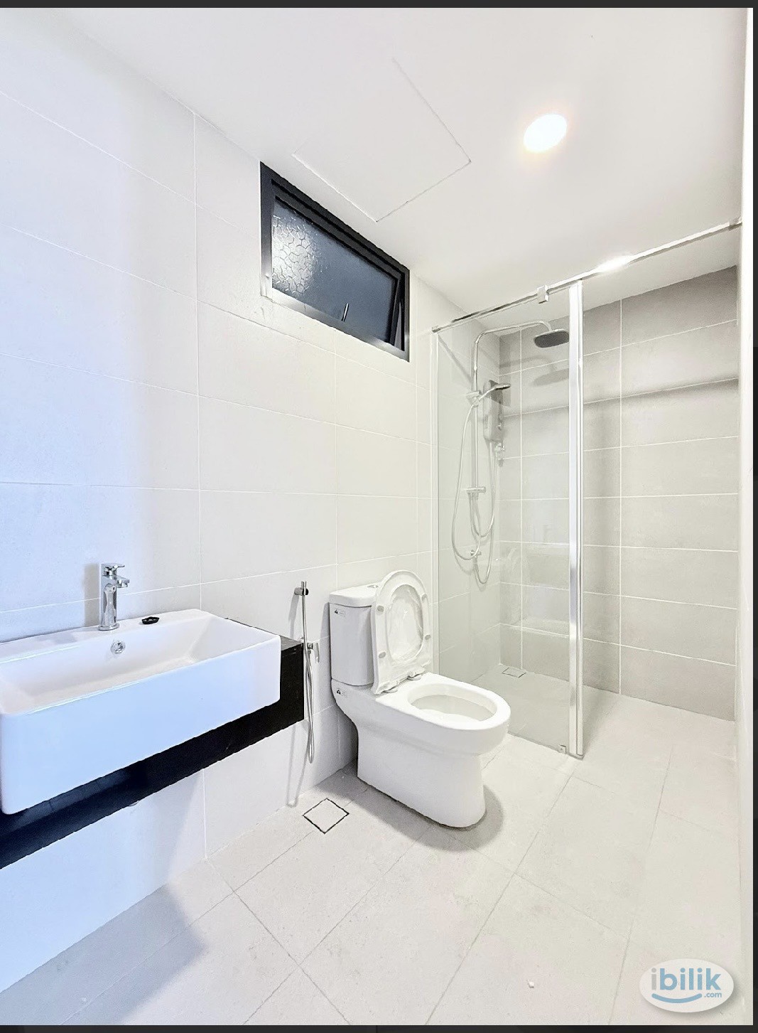Single Room at Batu Kawan Anggun Resident - Image 5