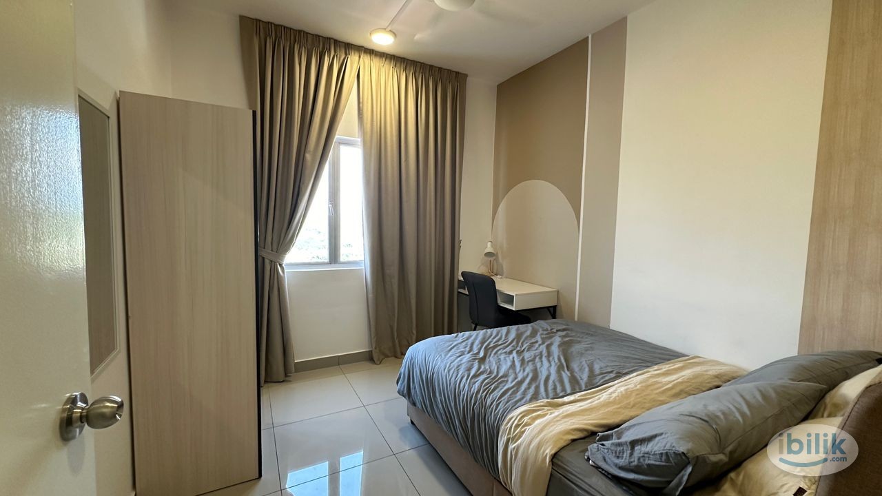 Middle Room at Acacia Residences, Sepang - Image 2