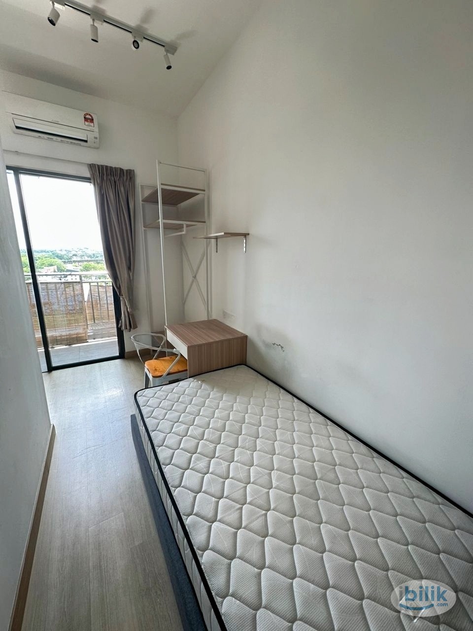 Middle Room at SS13 Subang Jaya, Selangor (Have Balcony) - Image 1