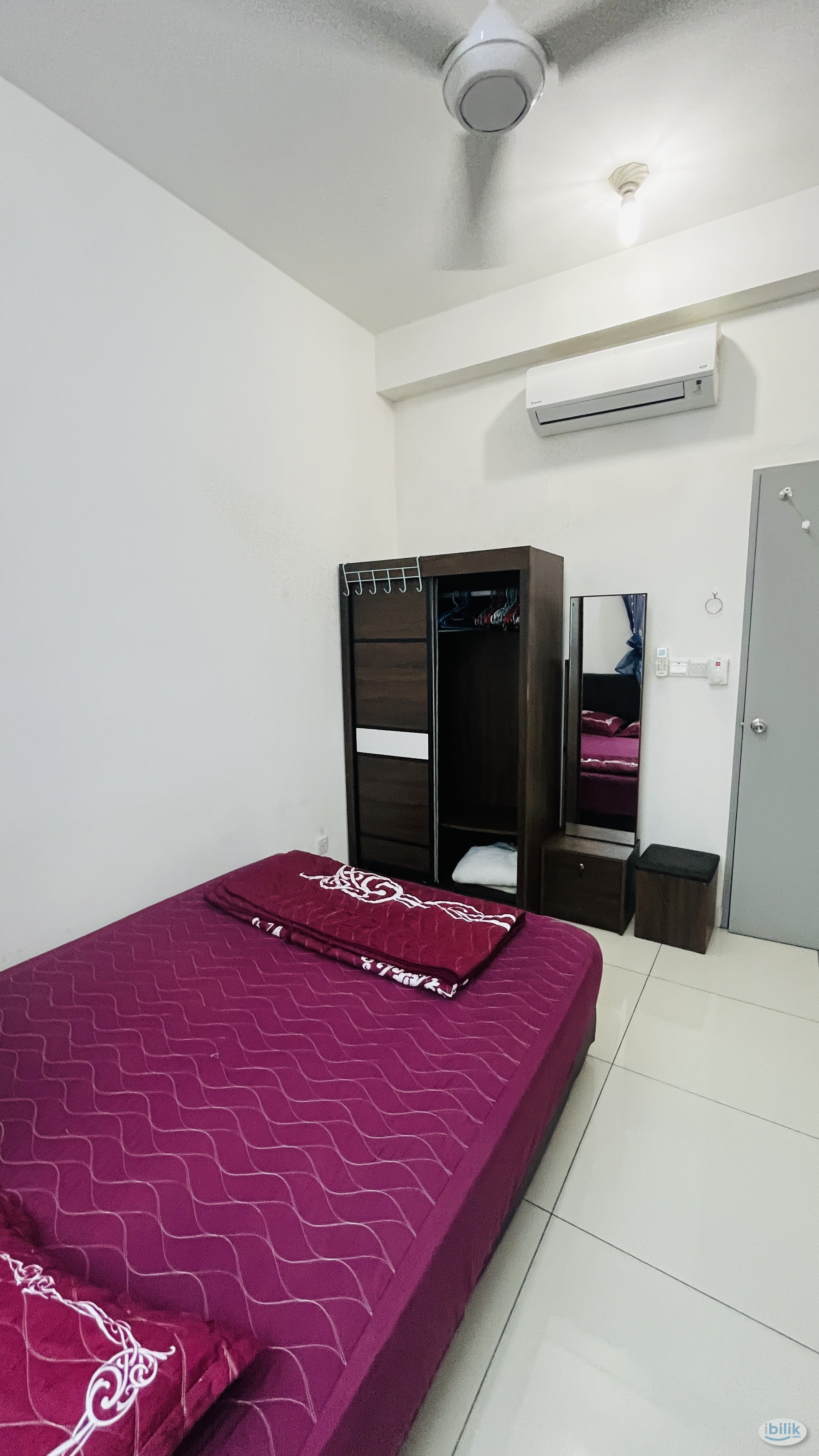 Next to LRT and MRT Station Middle Room at TR Residence, Kuala Lumpur Near HKL and Station - Image 3