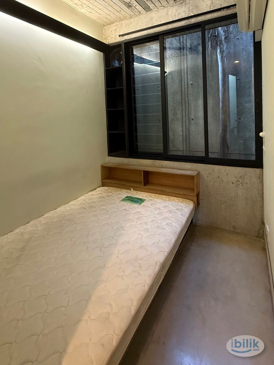 Middle Room at Bangsar (Jalan Senangin), Kuala Lumpur (Fully, Walk to LRT) - Image 1