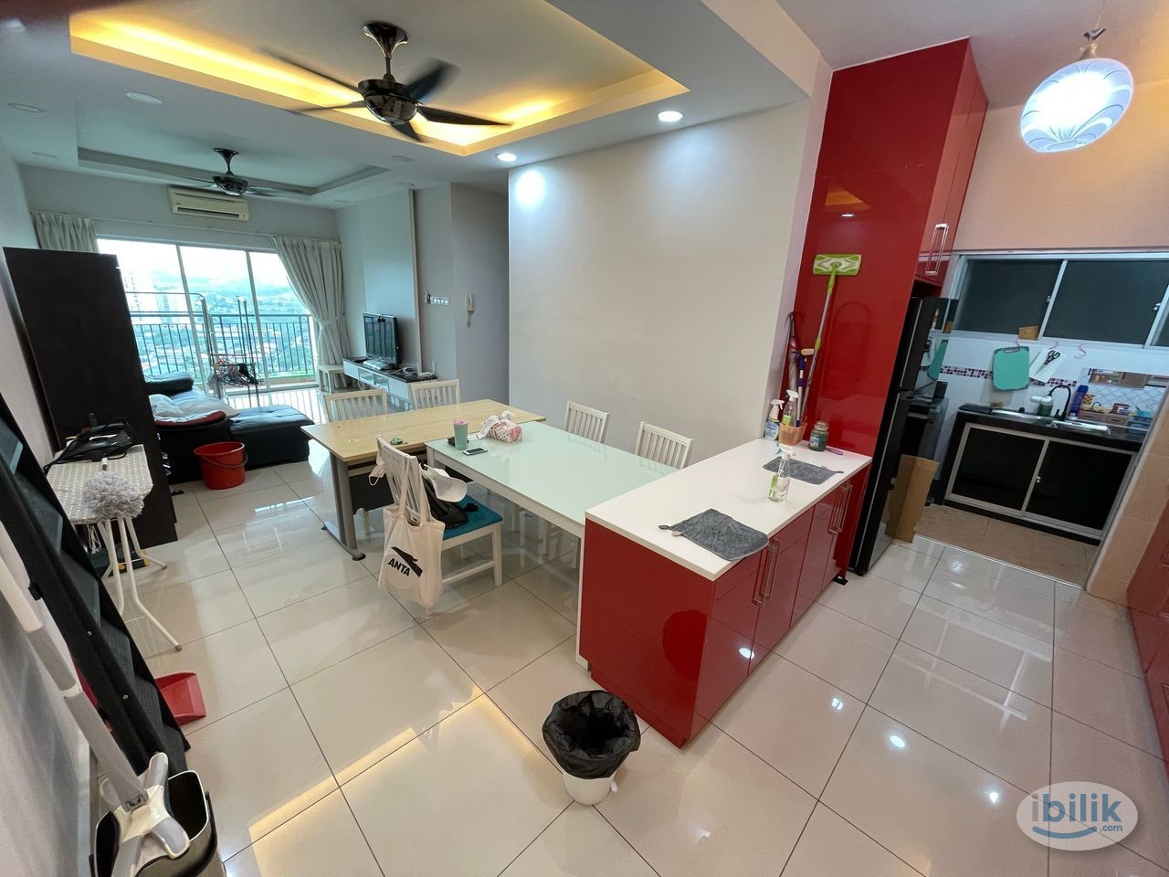 Middle Room at OUG Parklane, Old Klang Road - Image 2