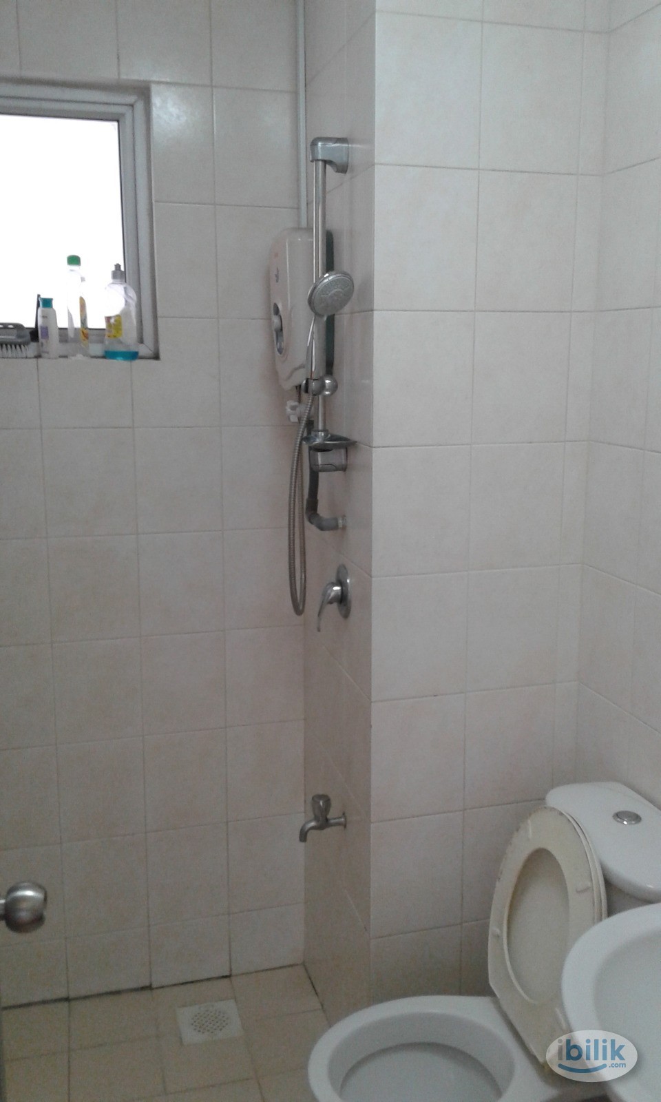 Nice Small Room for Rent @ Millennium Square, 5 mins walk to LRT - Image 5