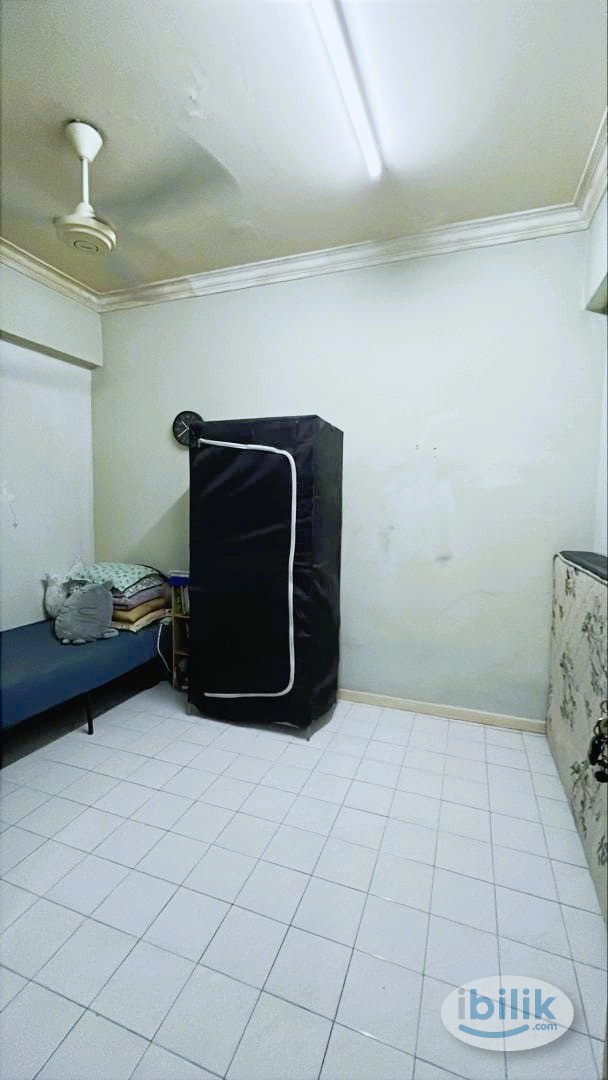 Middle Room at Menara Orkid, Sentul - Image 1