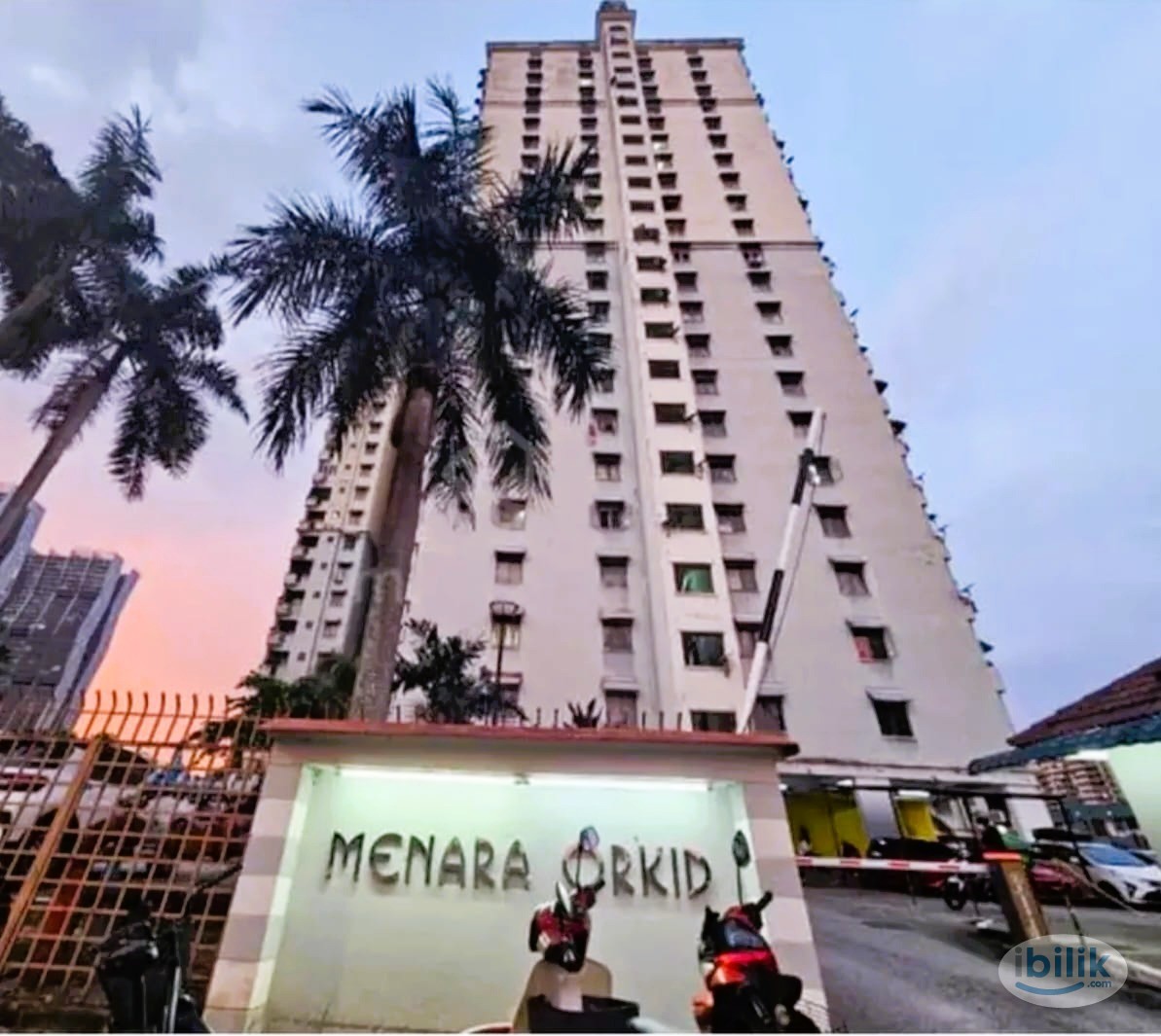 Middle Room at Menara Orkid, Sentul - Image 5