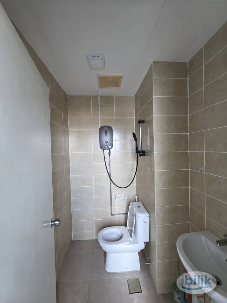 Zero Deposit😮Free 1 Month‼️Master Room at Glomac Centro, Bandar Utama💕With Include Free Utilities😍 - Image 3