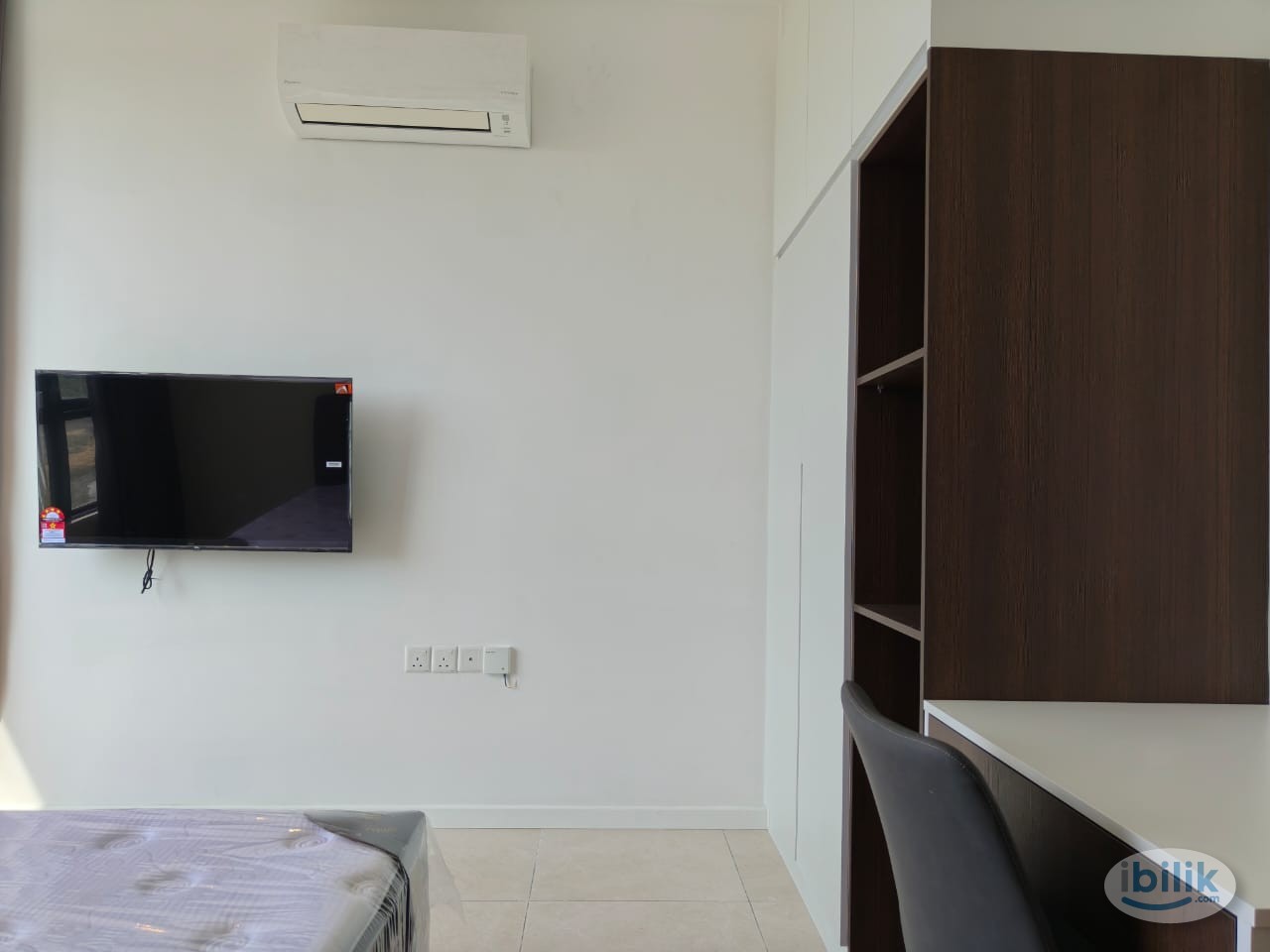 Balcony Room at Bandar Cassia, Simpang Ampat - Image 3