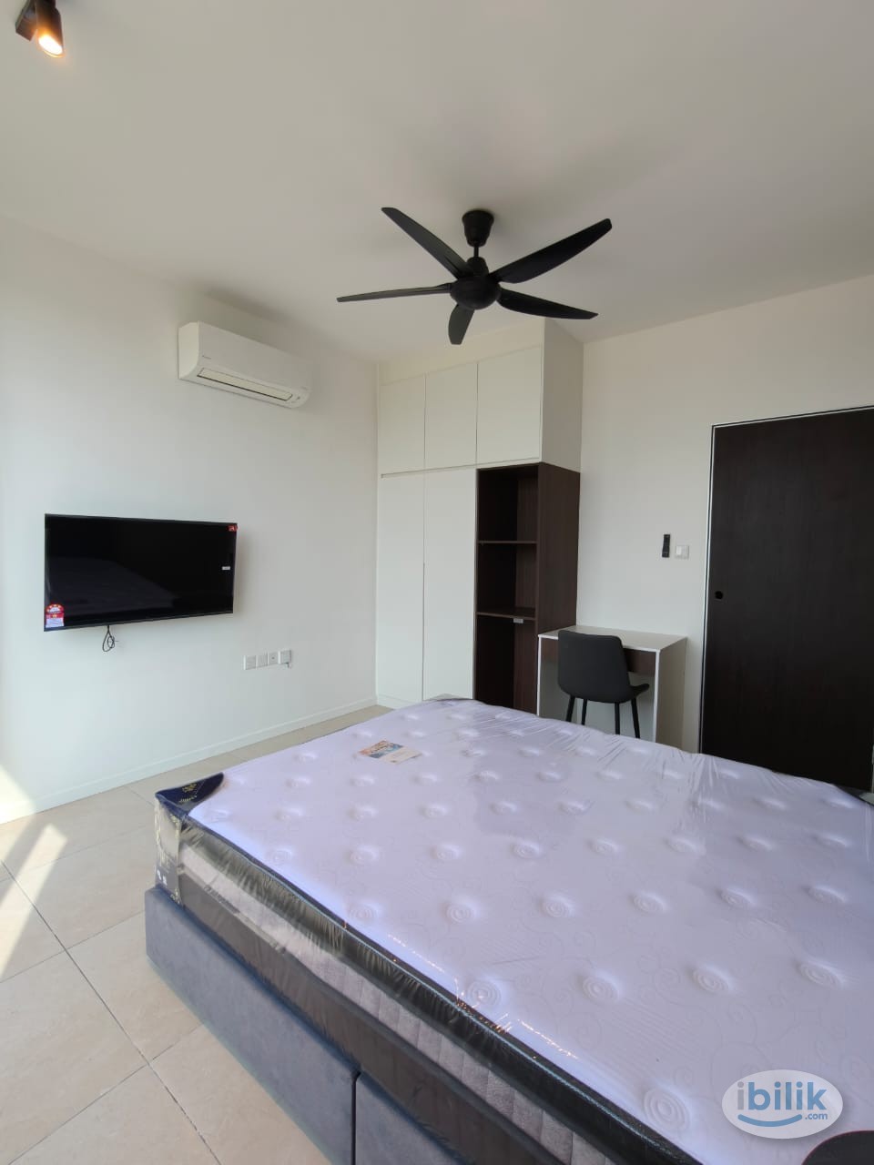Balcony Room at Bandar Cassia, Simpang Ampat - Image 2