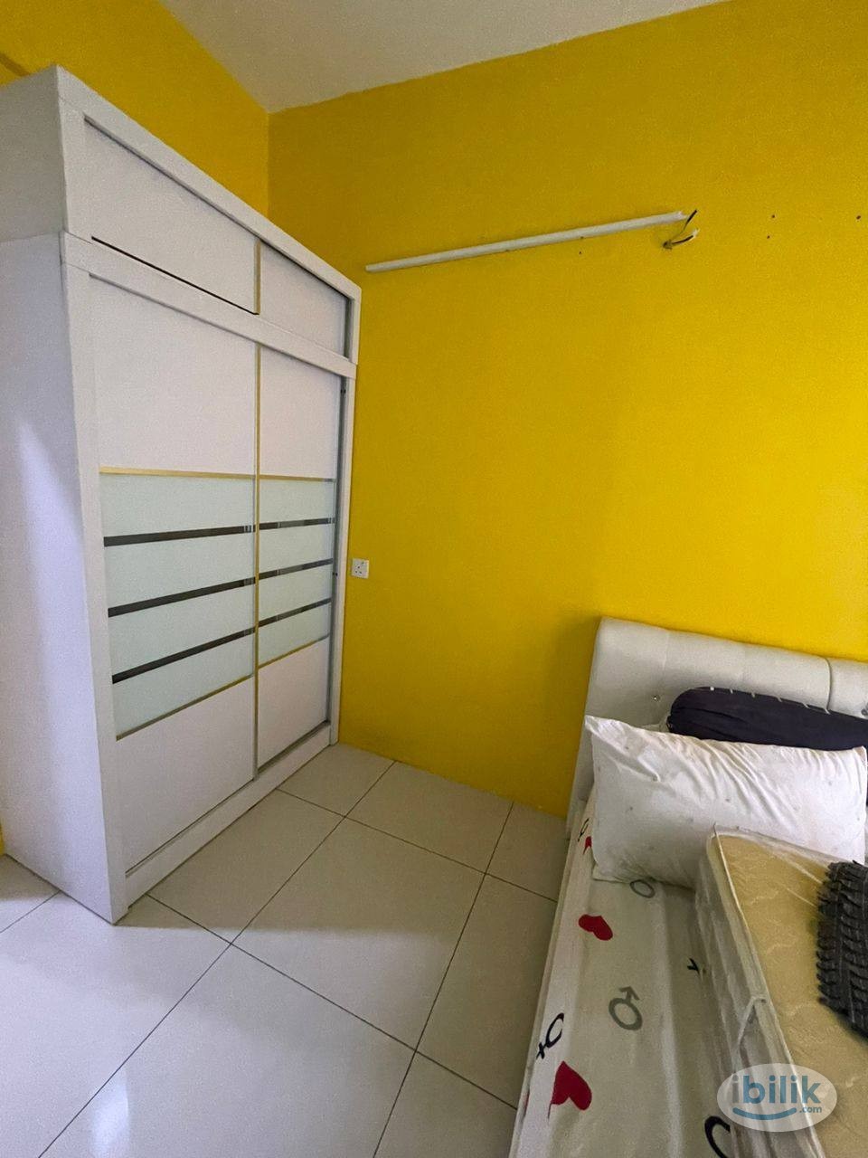 Middle Room at Putra Place, Bayan Indah (Included Electricity and Internet) - Image 5